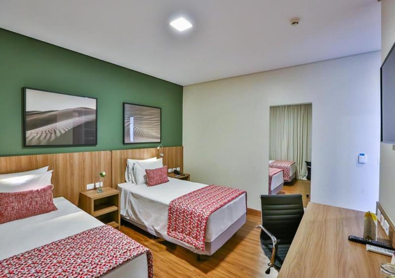 Deluxe Double or Twin Room photo 2