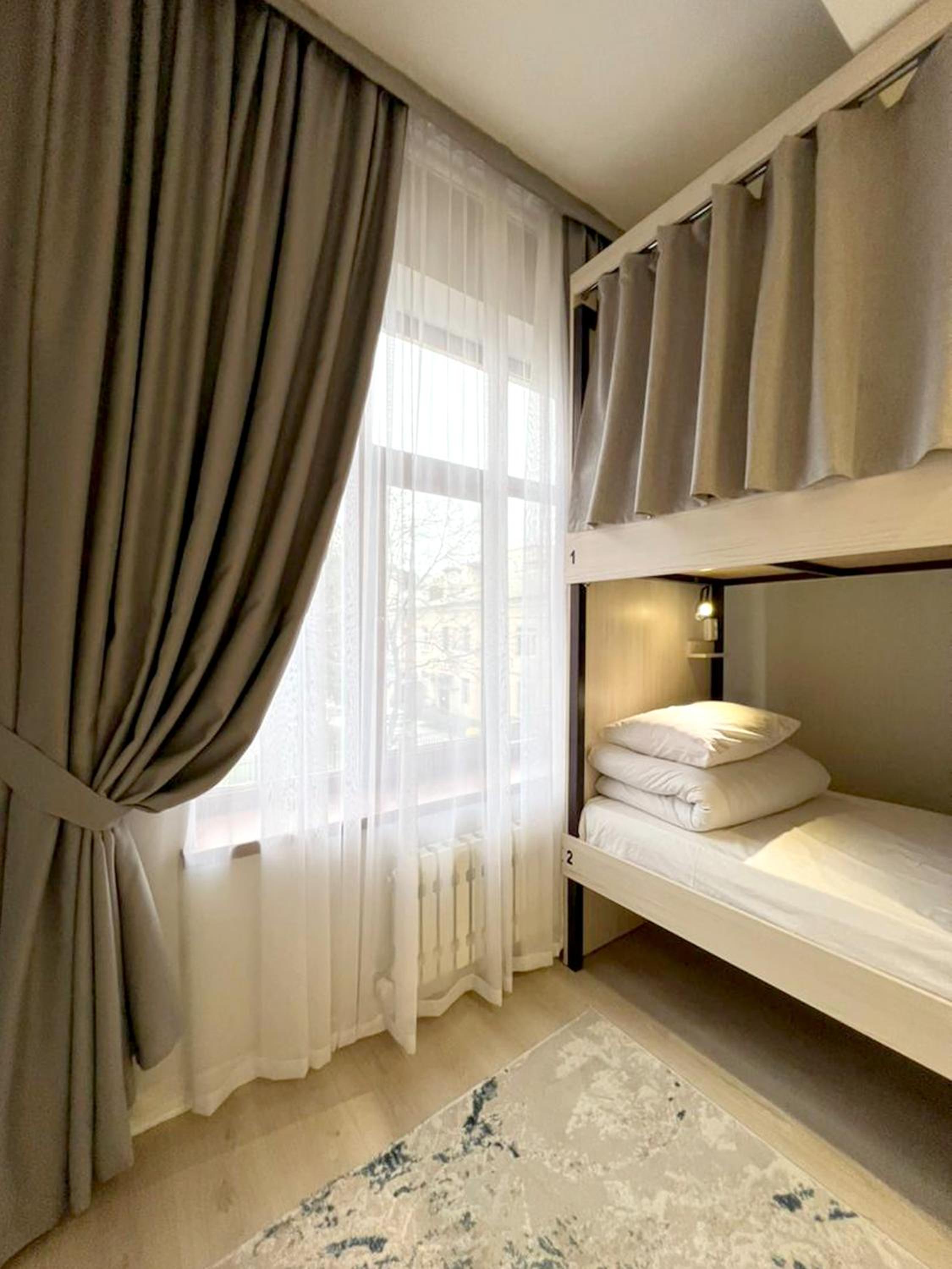 Bed in 4-Bed Female Dormitory Room photo 2