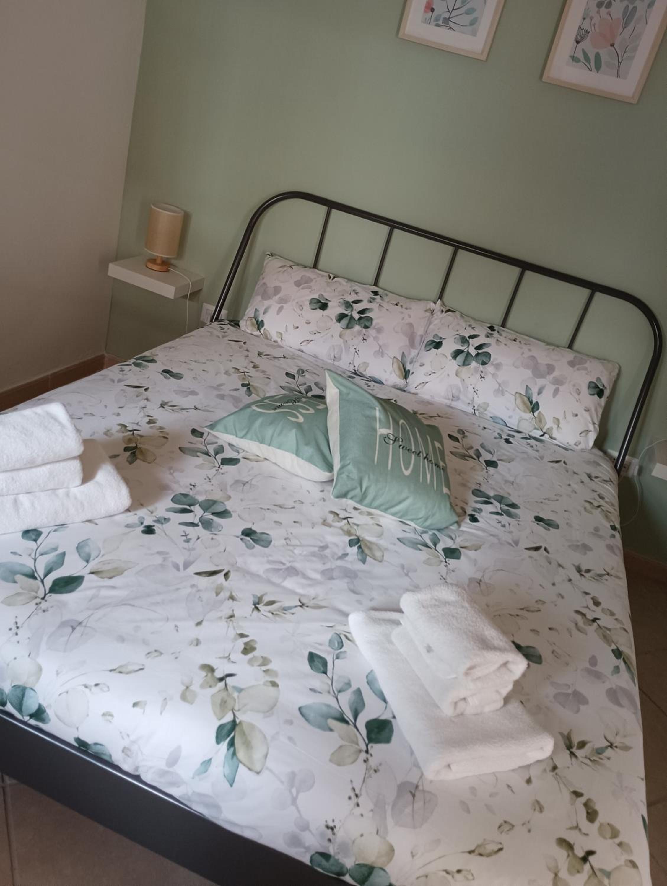 Deluxe Room (2 Adults + 1 Child) photo 2