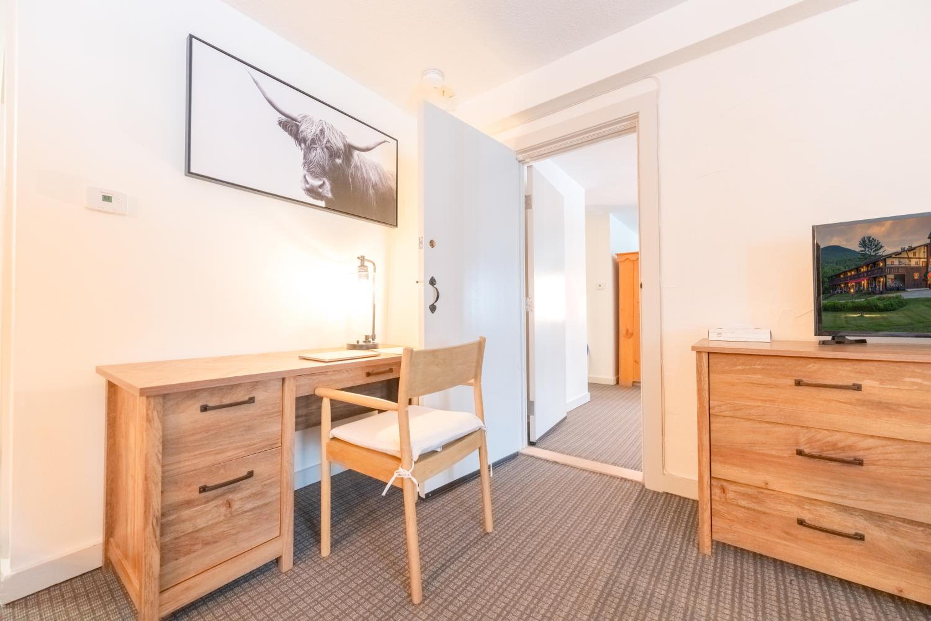 Two-Bedroom Suite - Photo 20