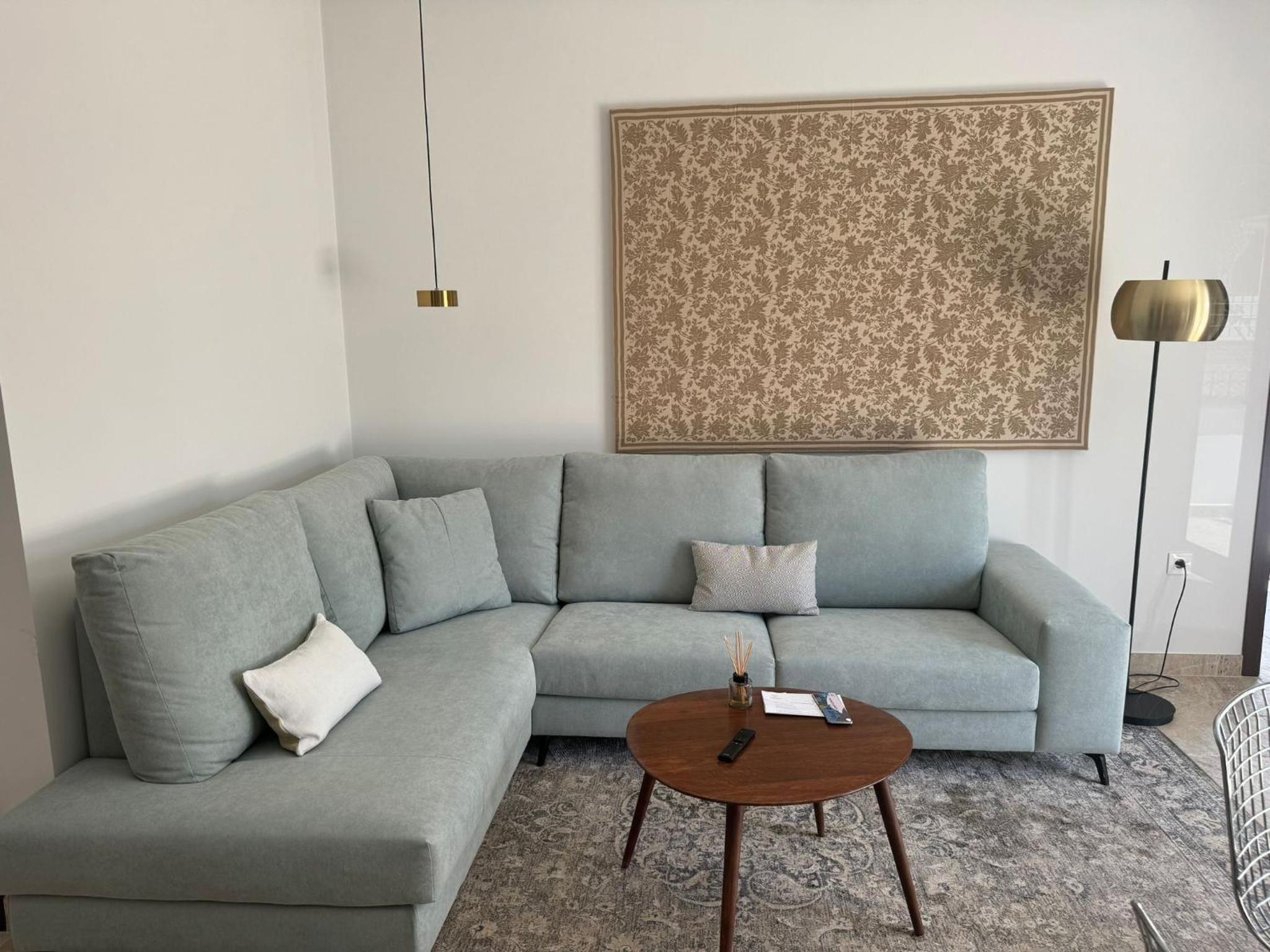 Three-Bedroom Apartment photo 2