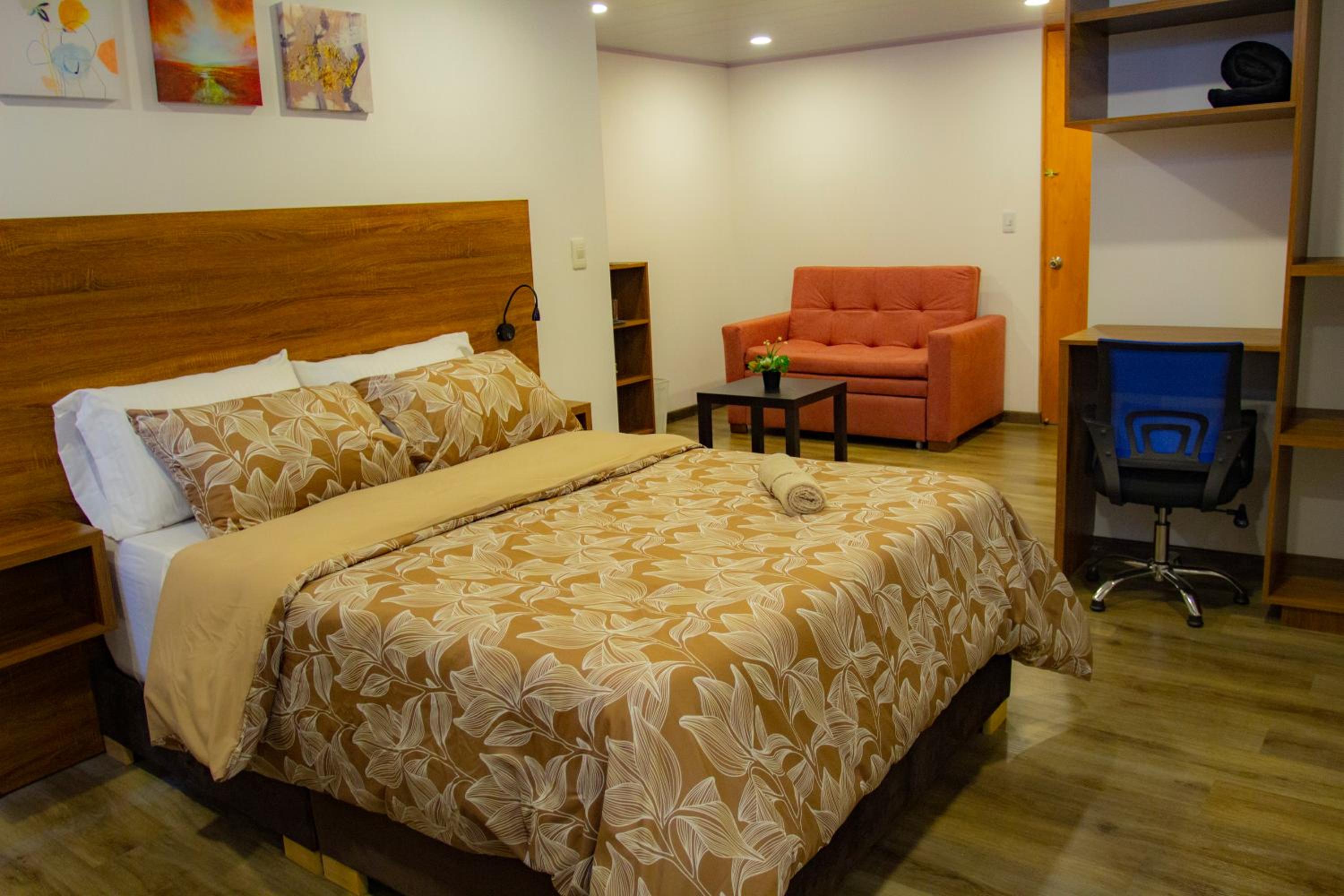 Deluxe Queen Room