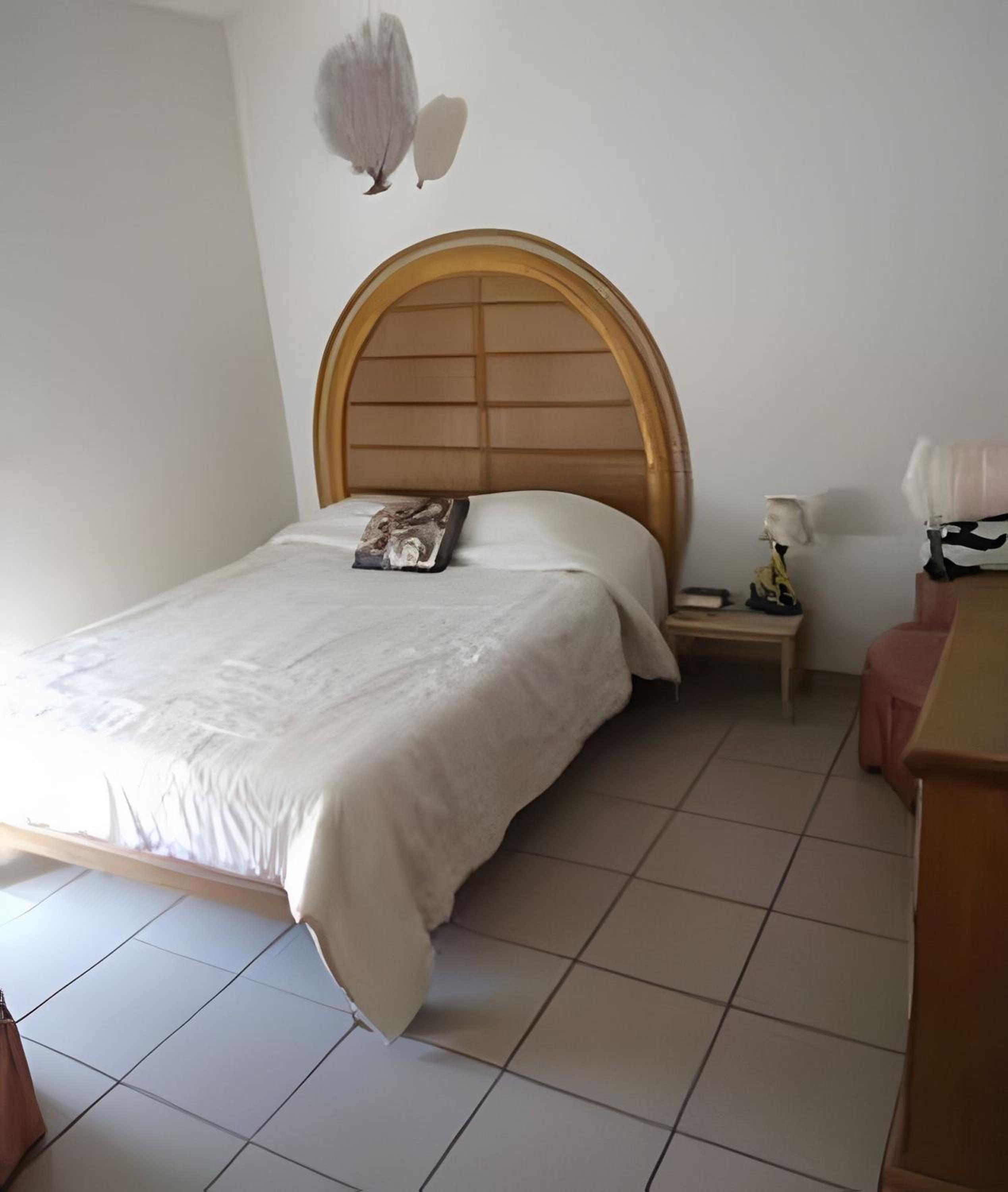 Two-Bedroom House photo 2