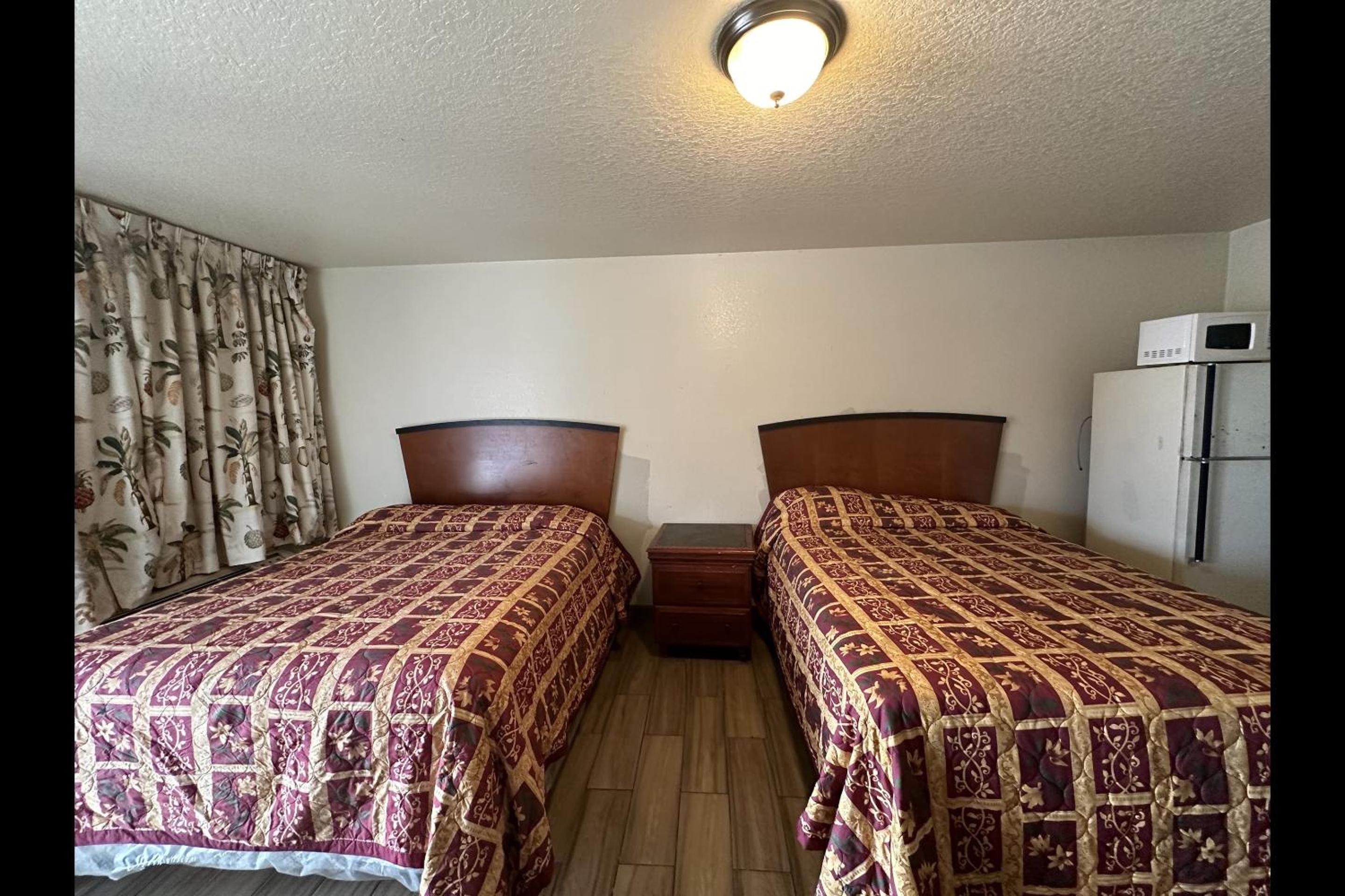 Queen Room With Two Queen Beds photo 1