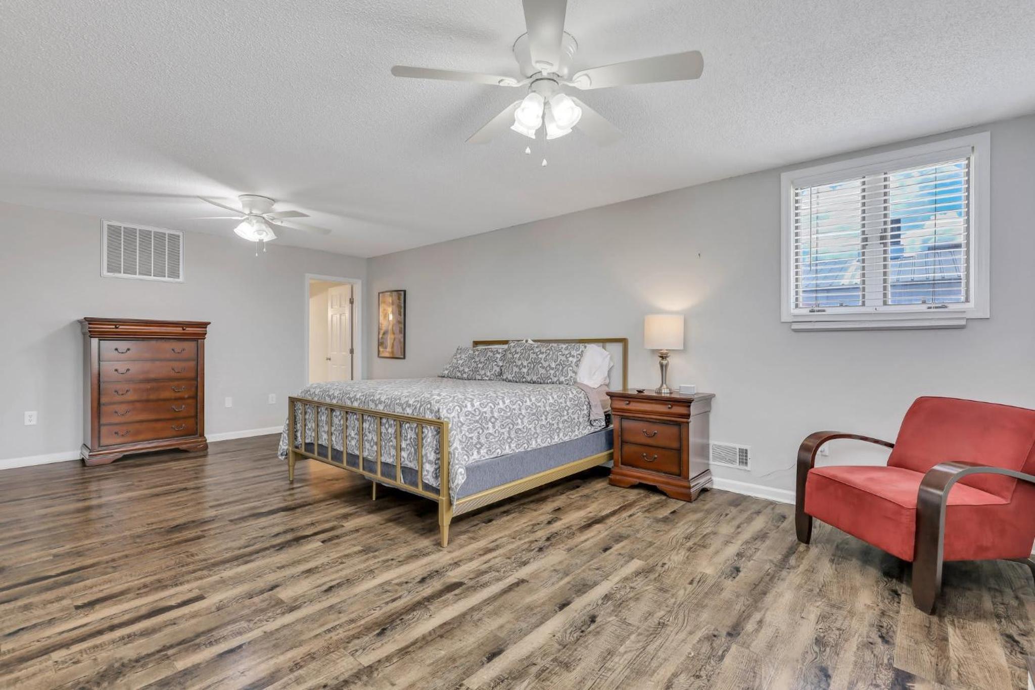 Apartment - Photo 4