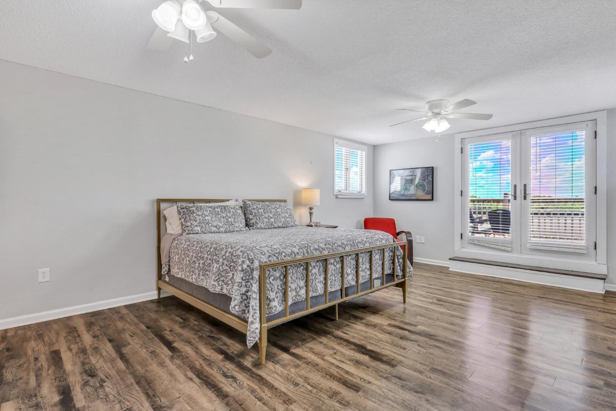 Apartment - Photo 20