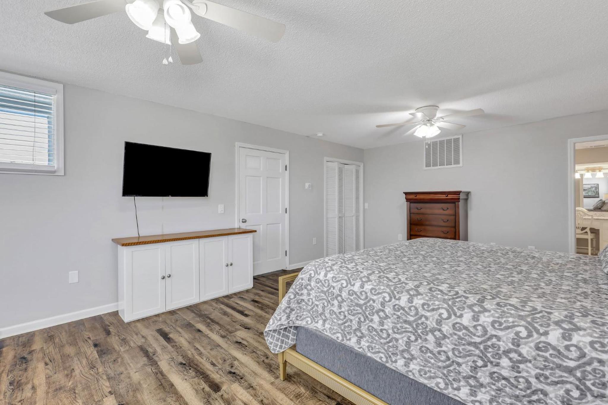 Apartment - Photo 22