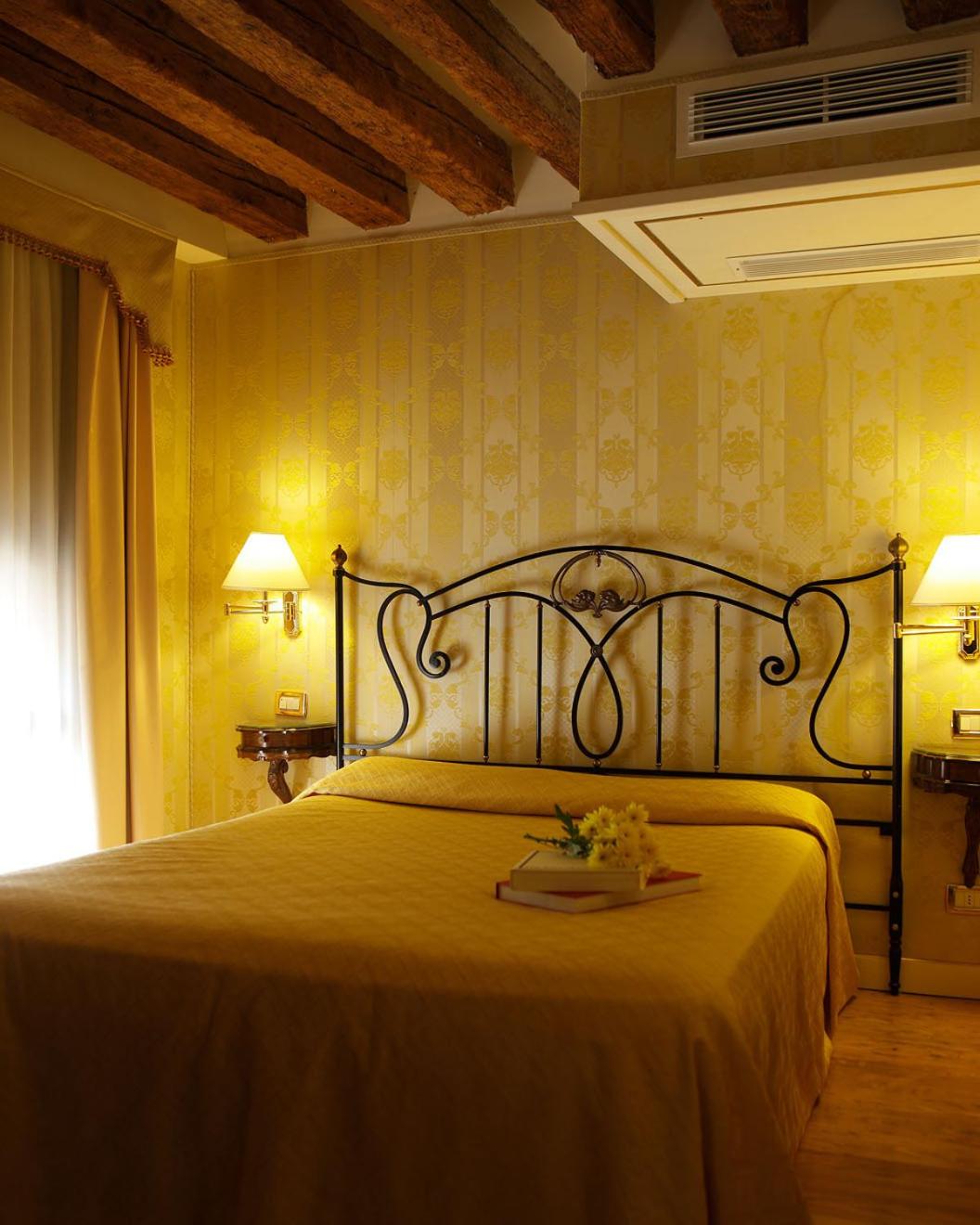 Suite photo 2