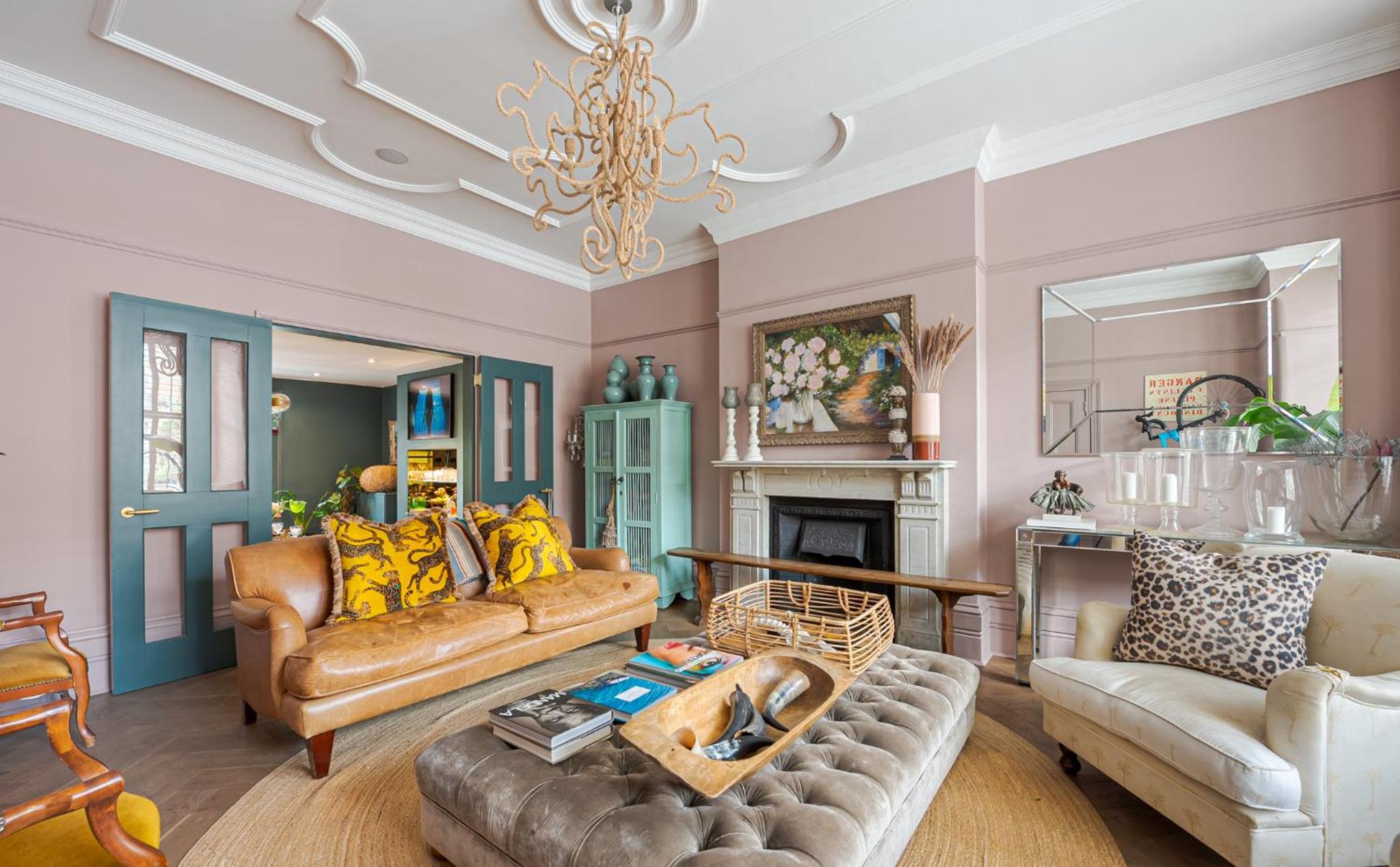 Villa photo 3
