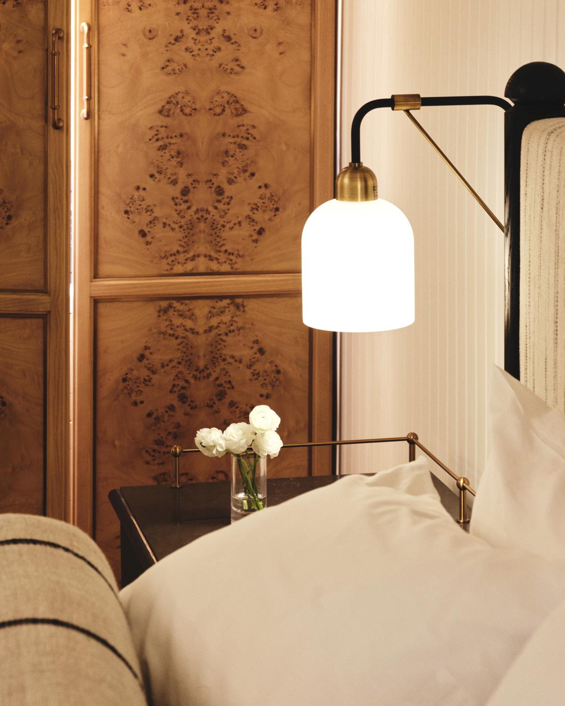 Belcourt King Suite photo 1