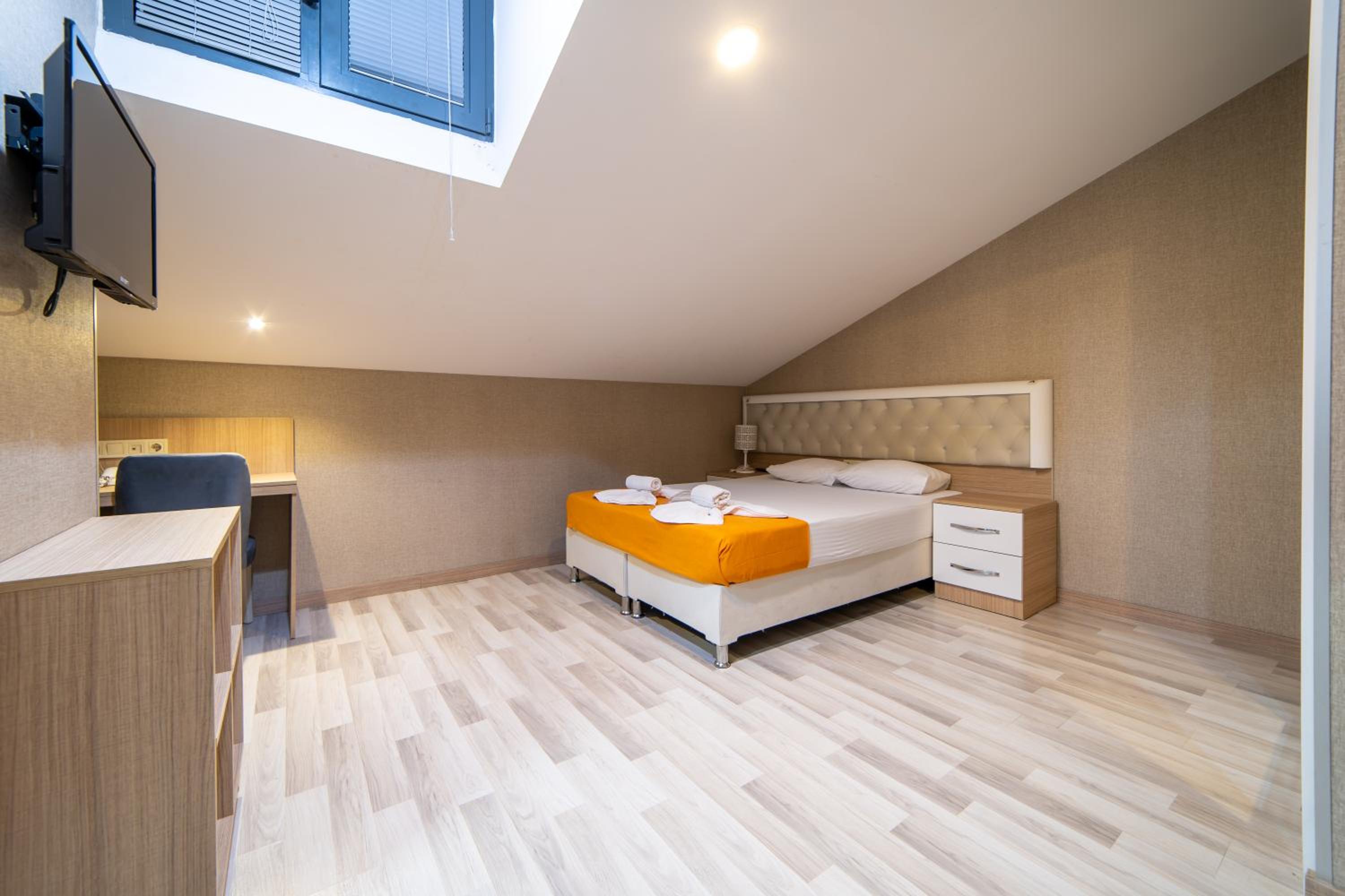 Economy Double Room photo 1