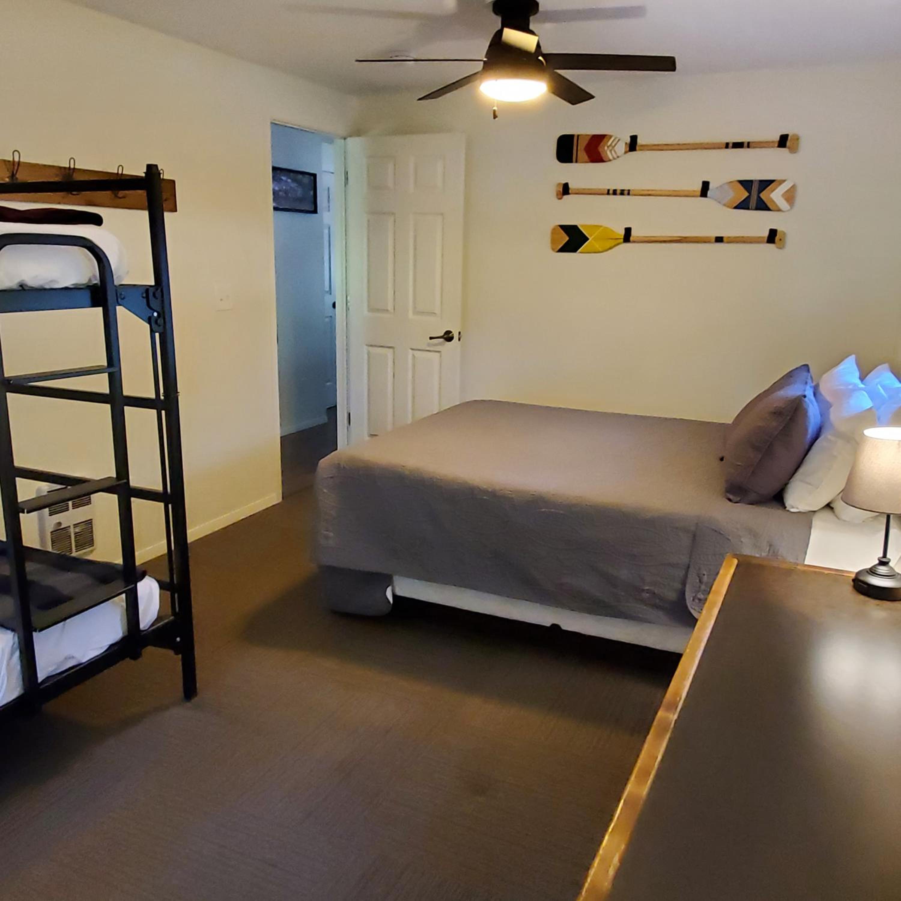 Two-Bedroom Cottage photo 3