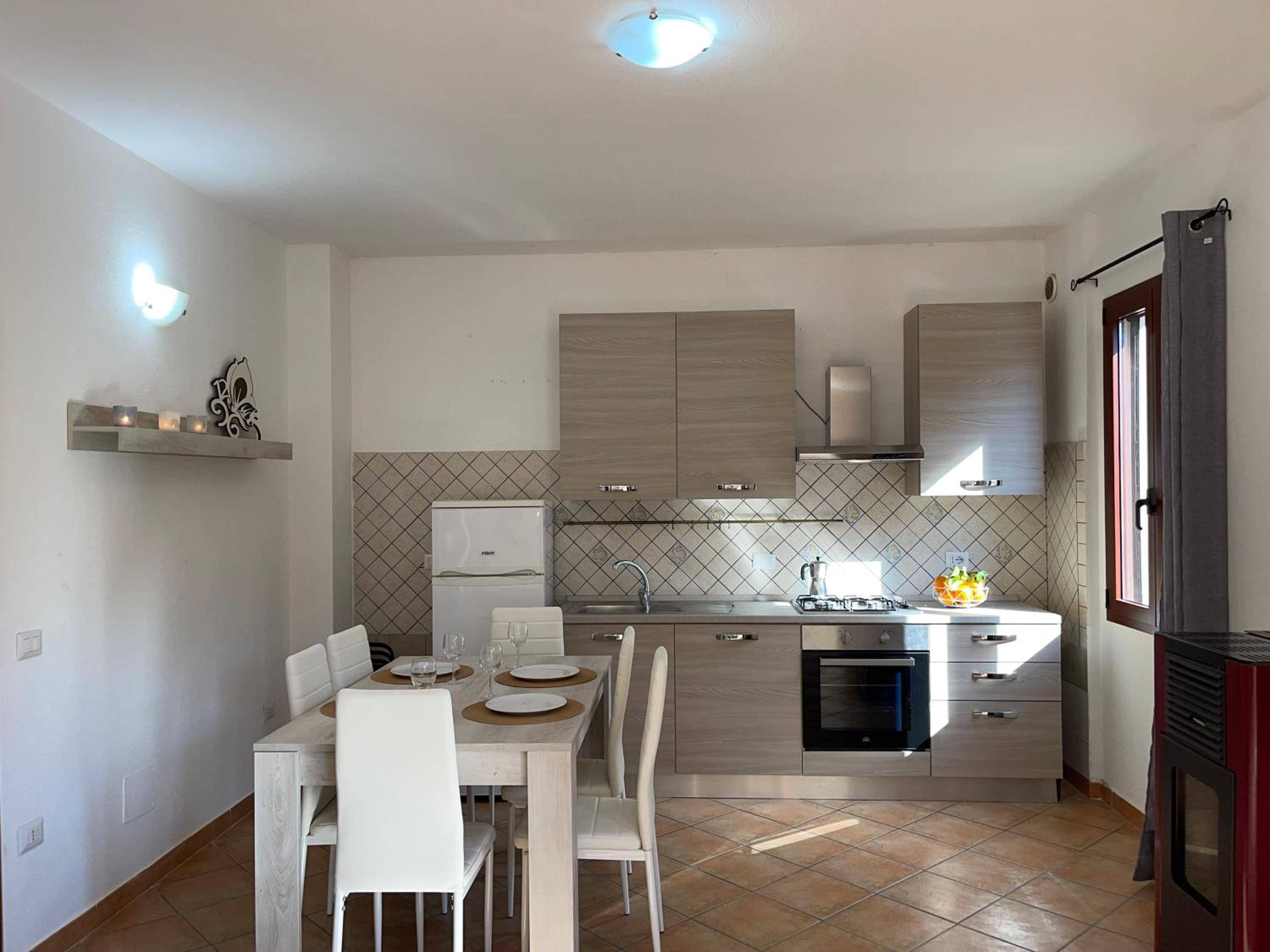 Two-Bedroom House photo 2