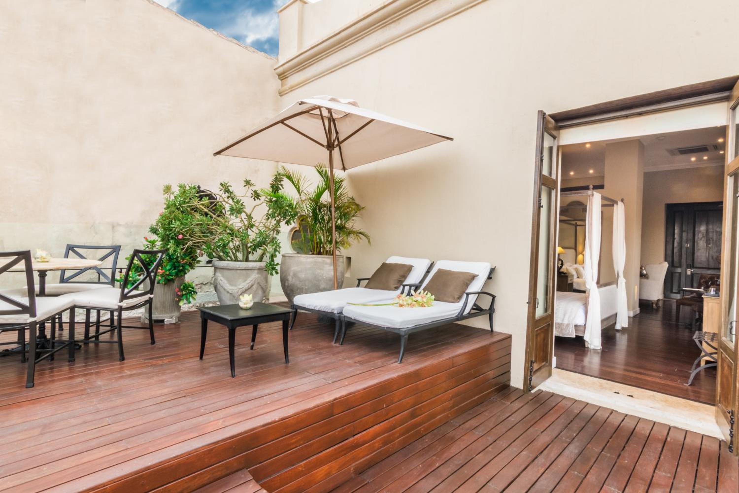Suite with Balcony photo 3