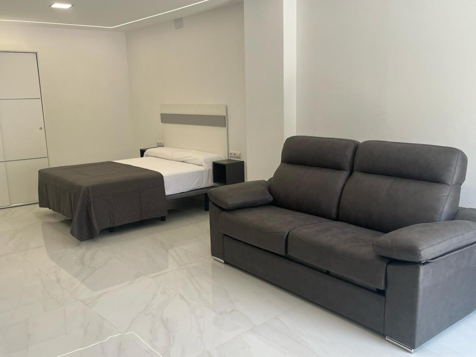 Estudio con terraza