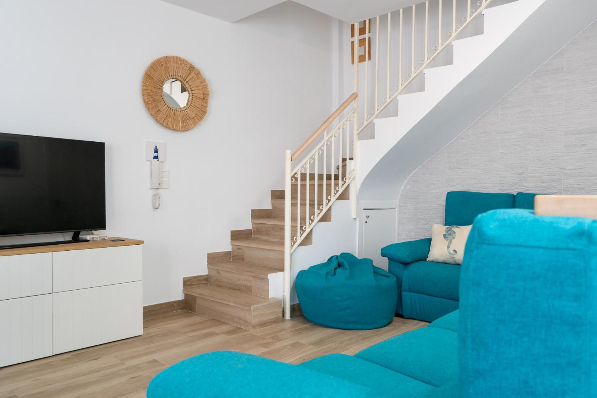 Three-Bedroom House photo 2