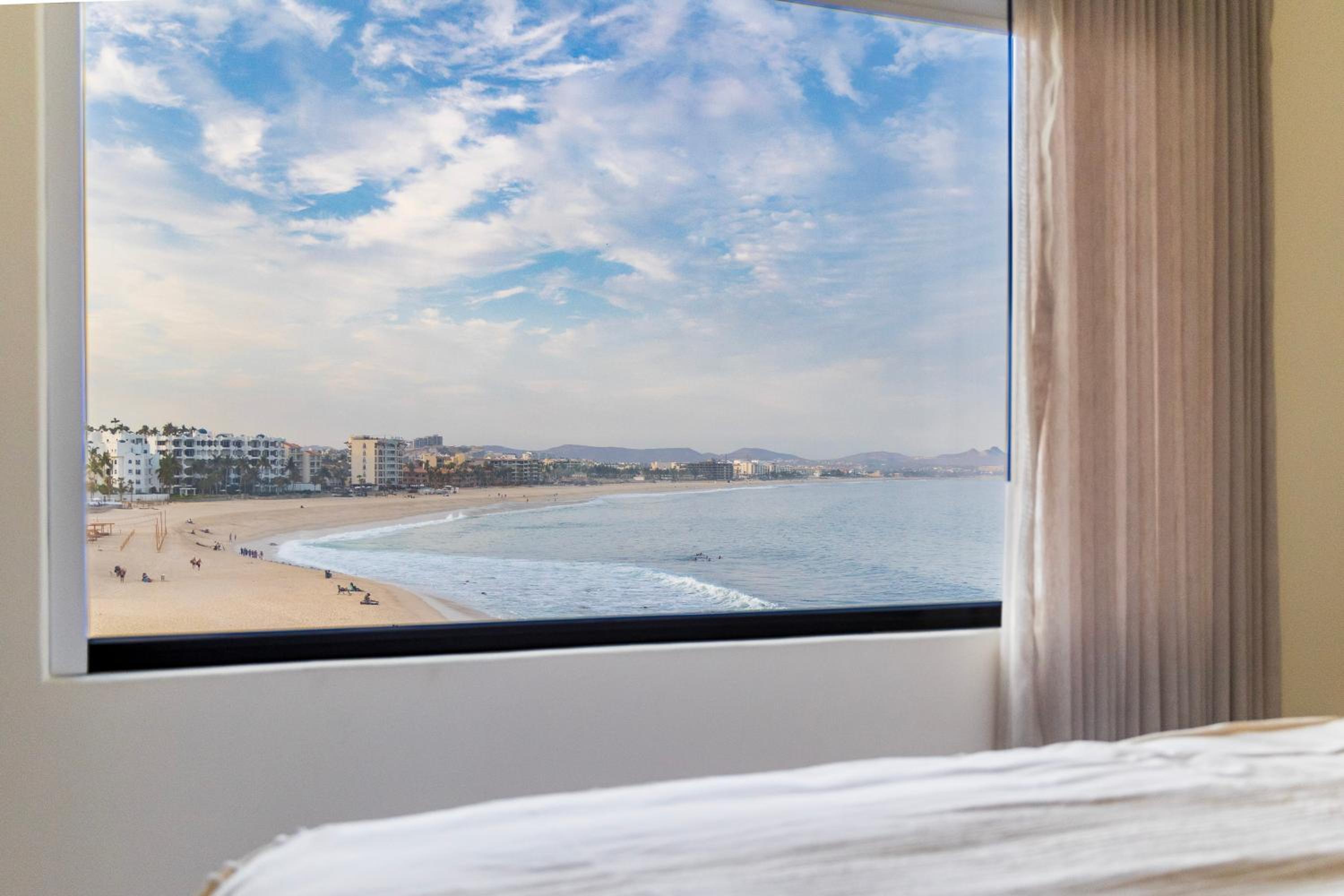 Junior Suite with Sea View photo 3