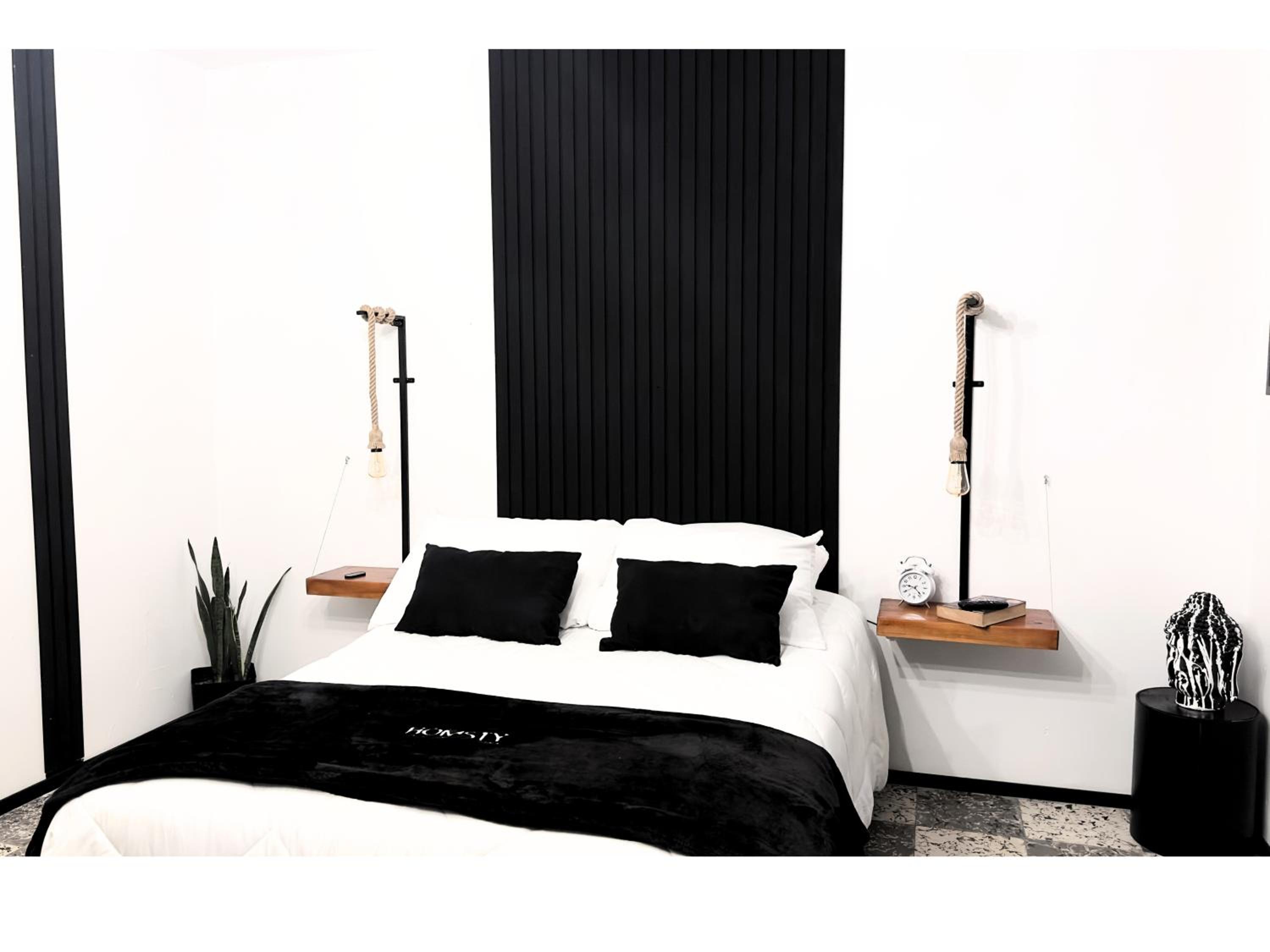 Suite - Photo 4