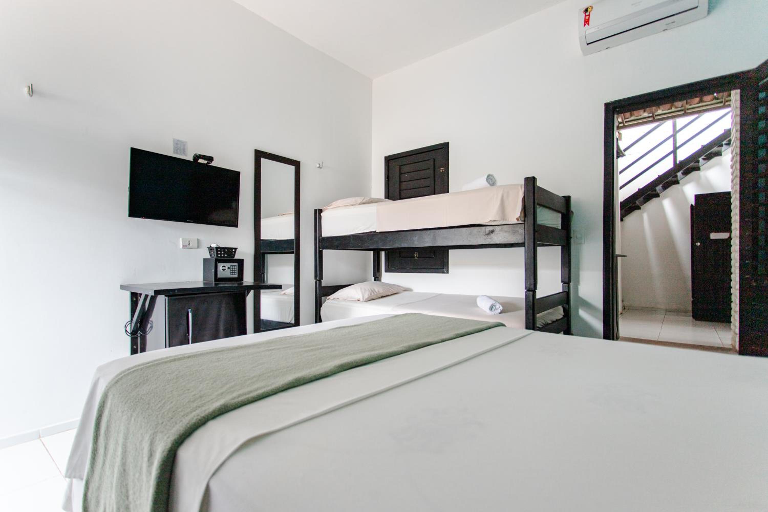 Superior Quadruple Room photo 1