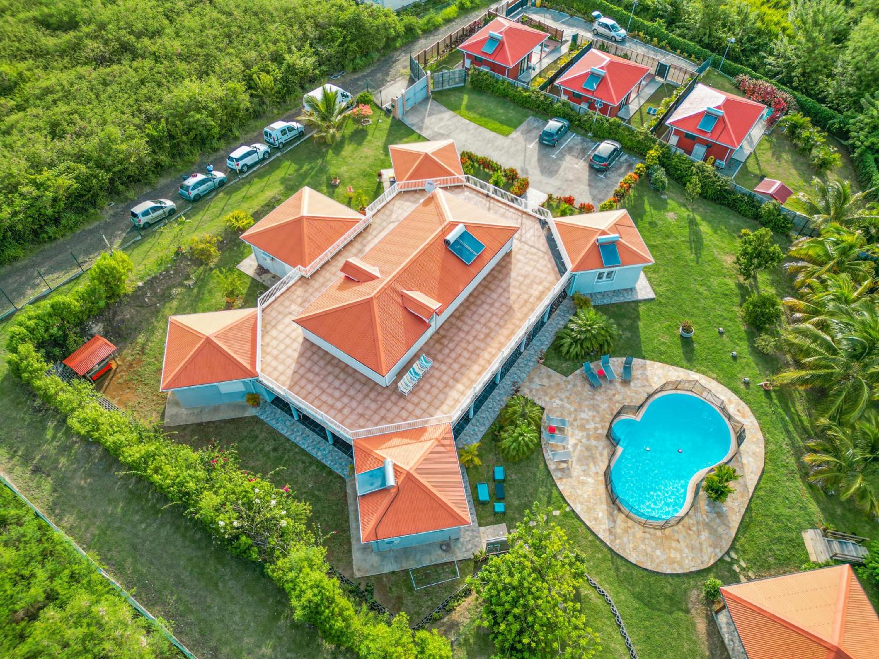 Villa photo 2