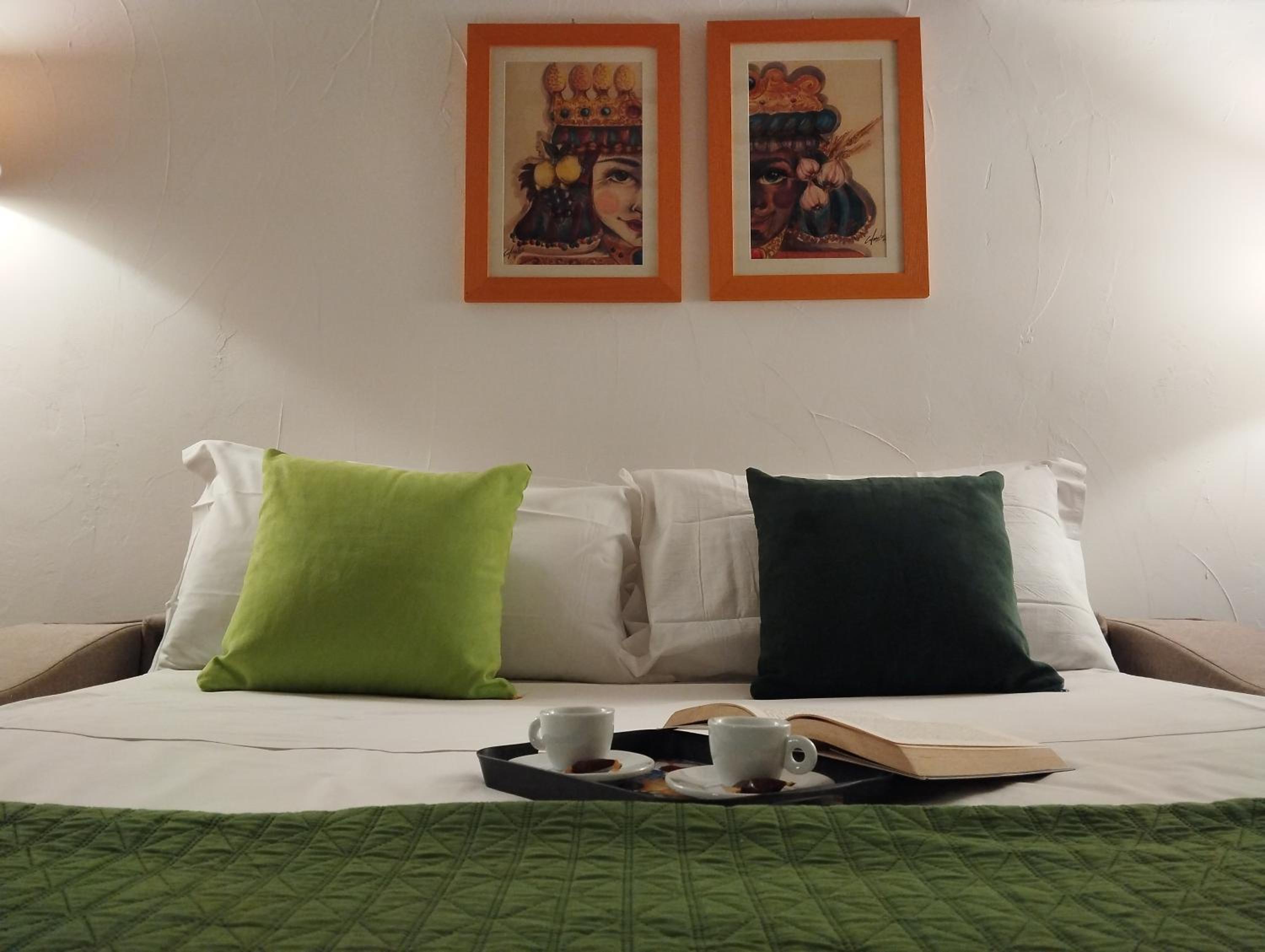 Studio Apartment photo 3