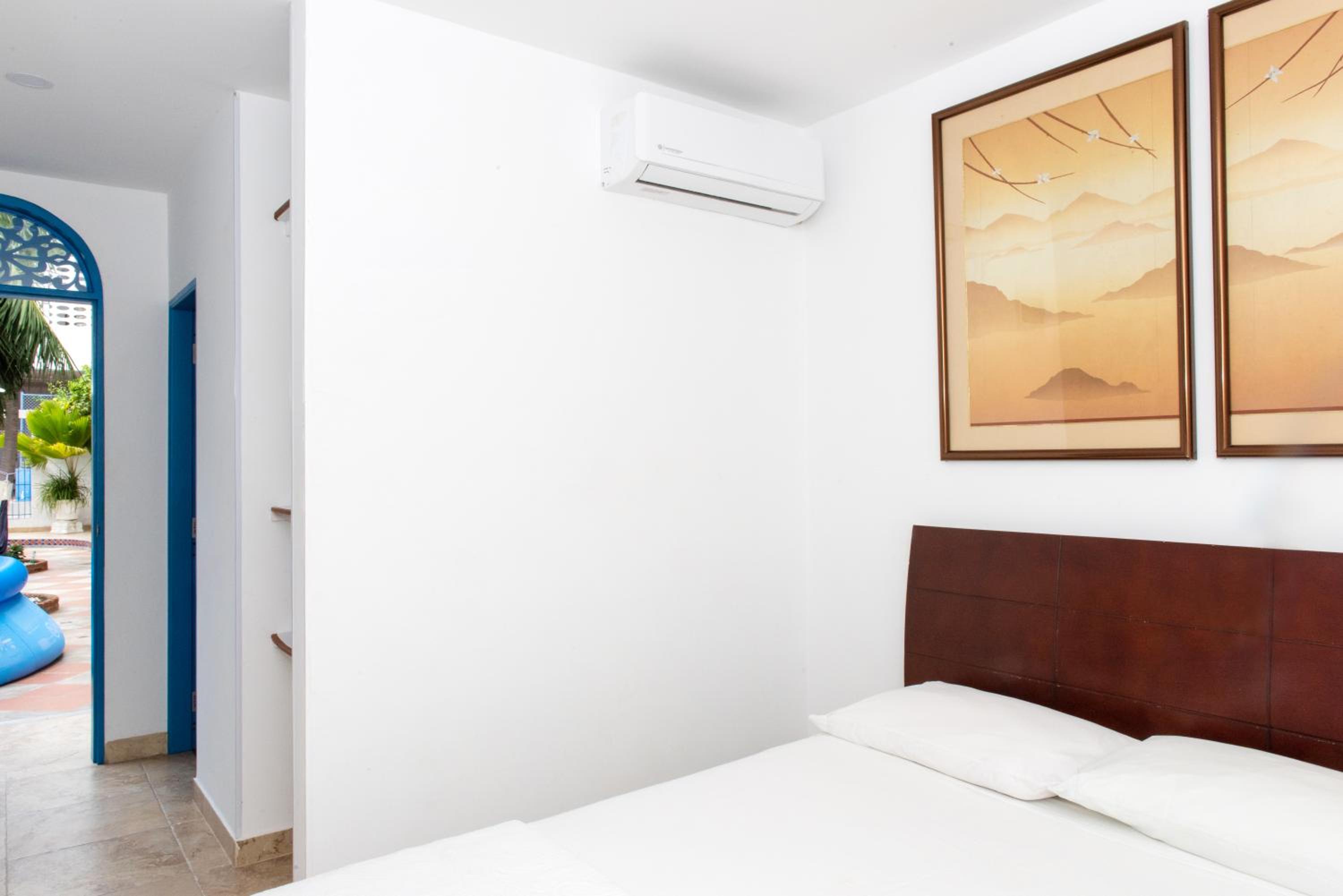 Standard Double Room photo 3