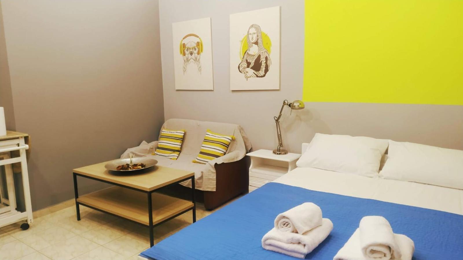 One-Bedroom Apartment