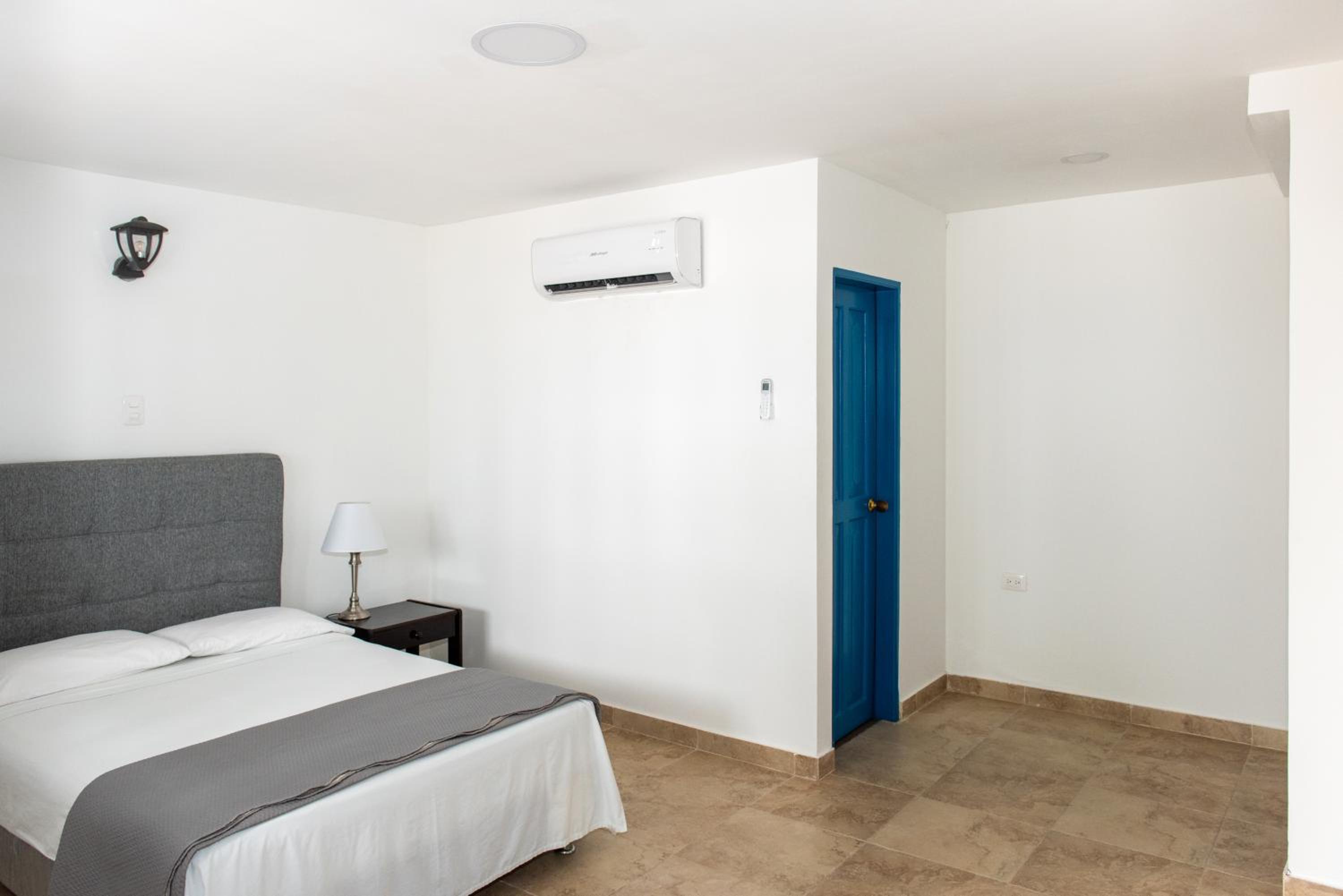 Triple Room with Garden View photo 2