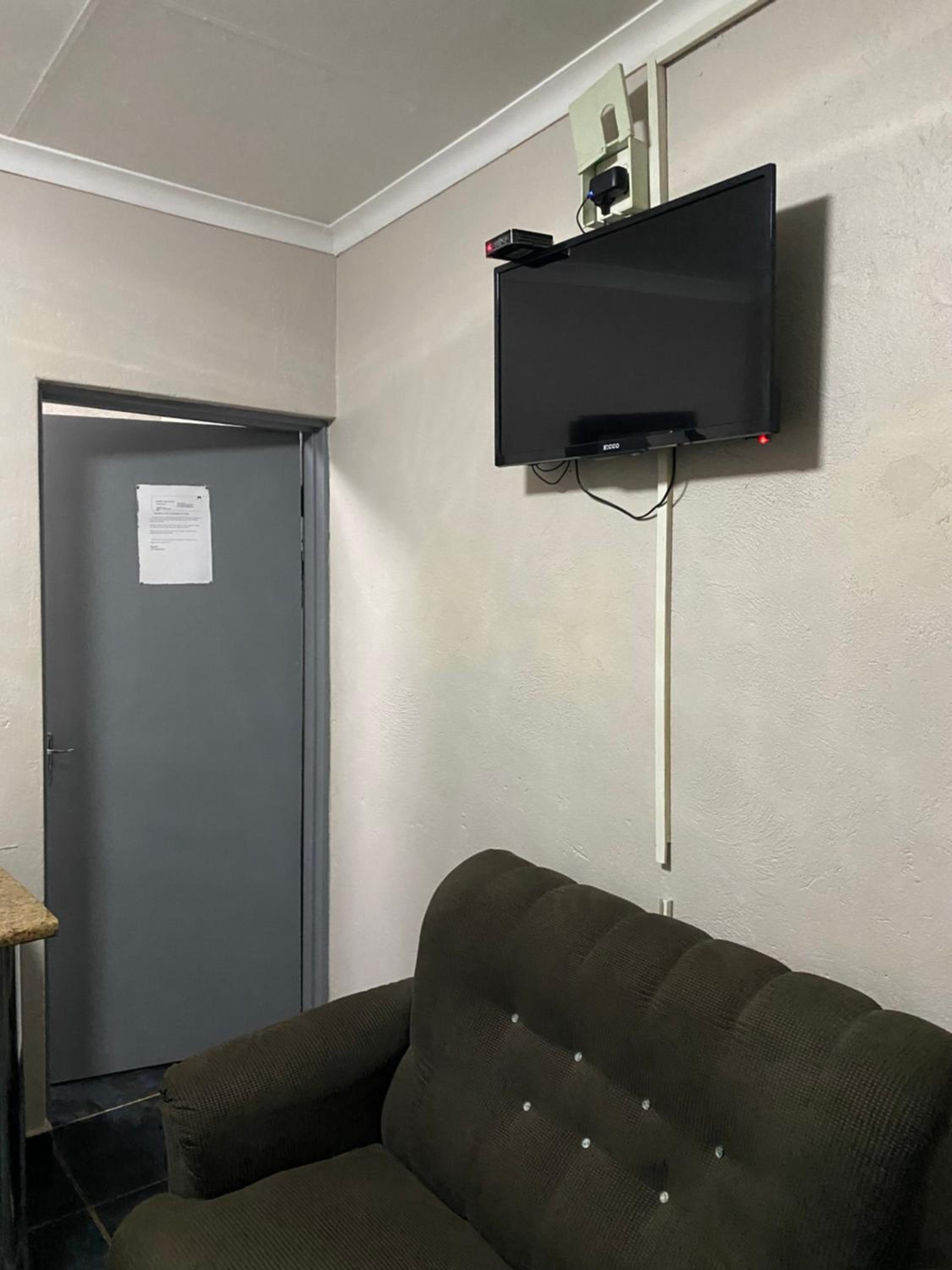 Standard Double Room photo 2