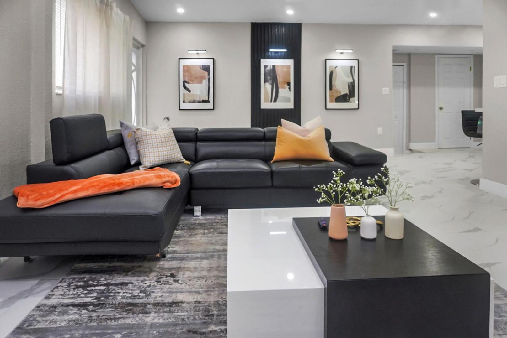 Three-Bedroom House photo 1