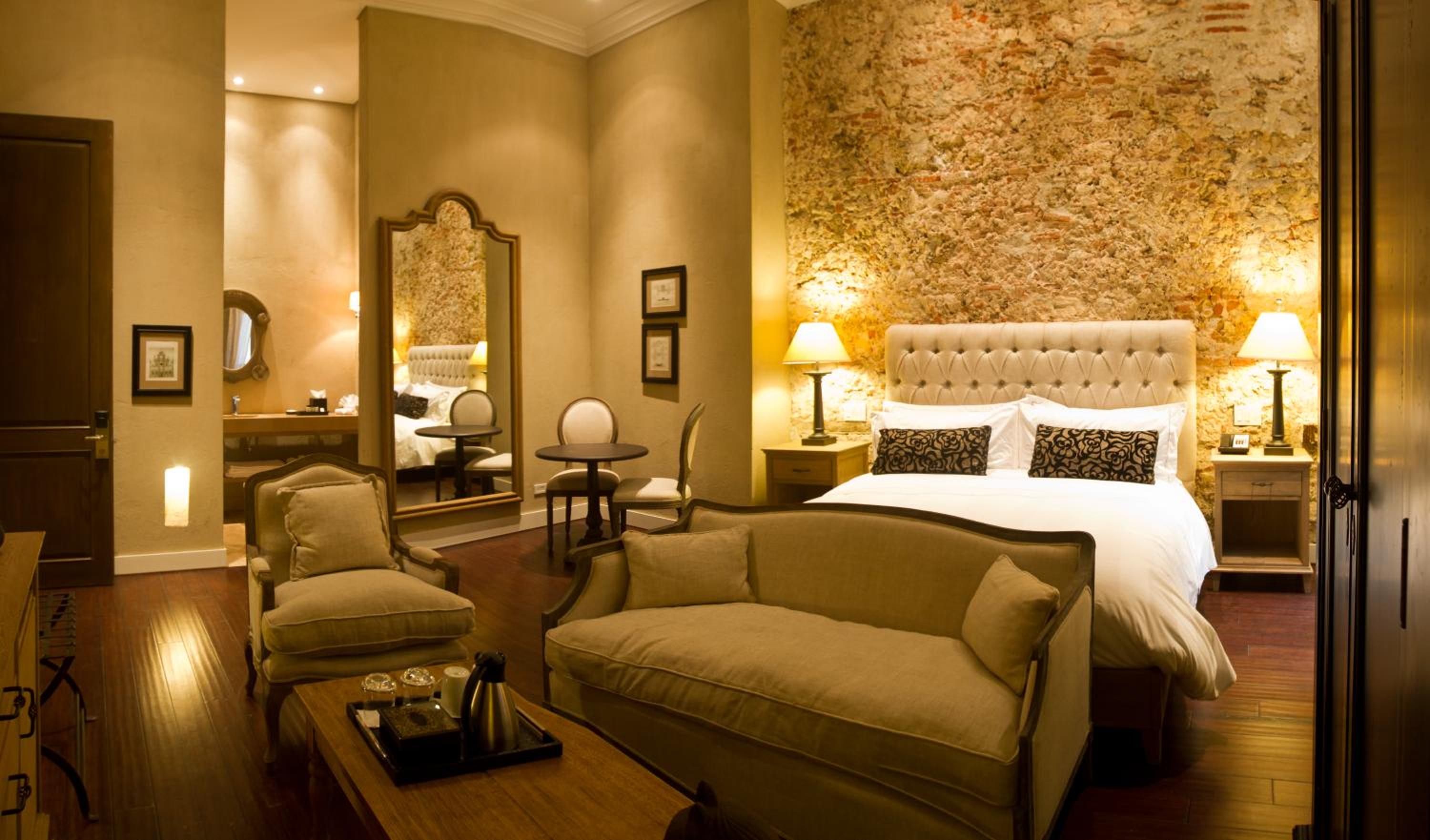 Deluxe Double Room - Makani Beach Club access