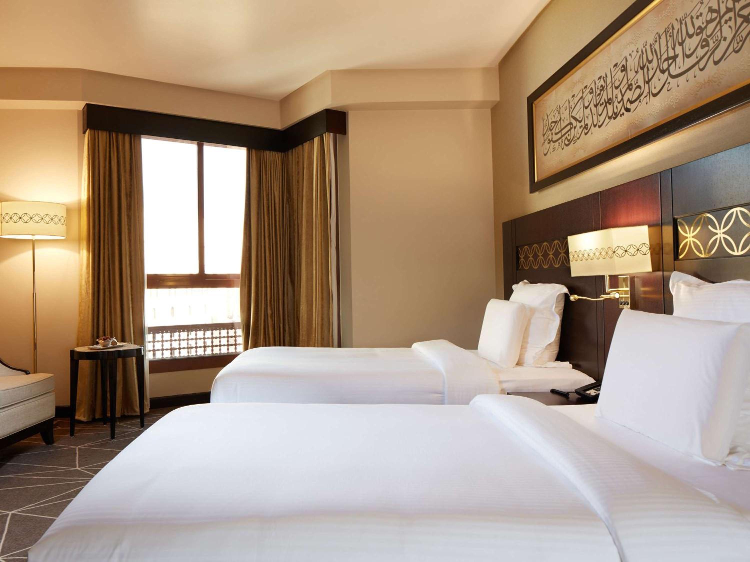 Superior Room with Two Single Beds - City View