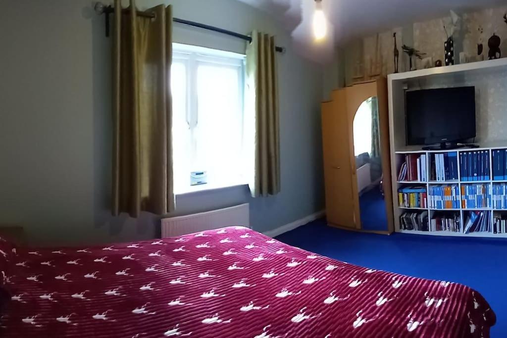 Double Room With Shared Bathroom photo 1