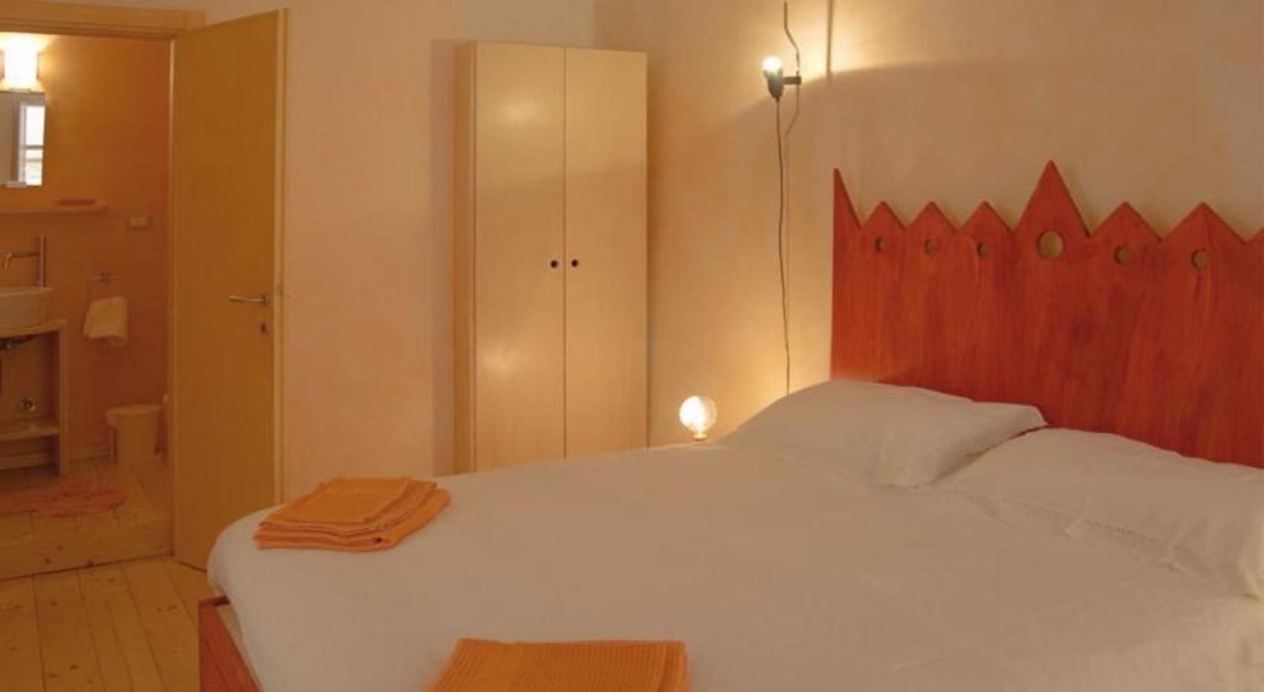 Triple Room with Private Bathroom photo 3