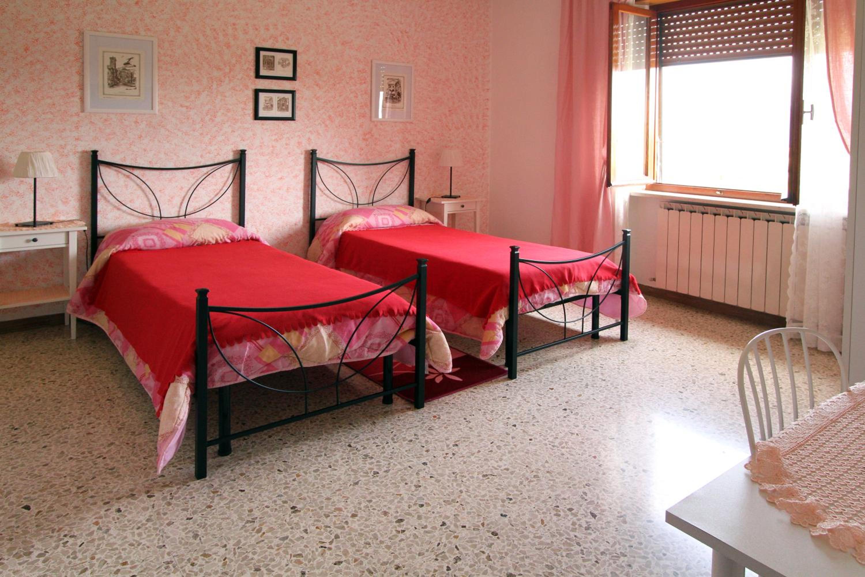 Double or Twin Room with Private Bathroom photo 1