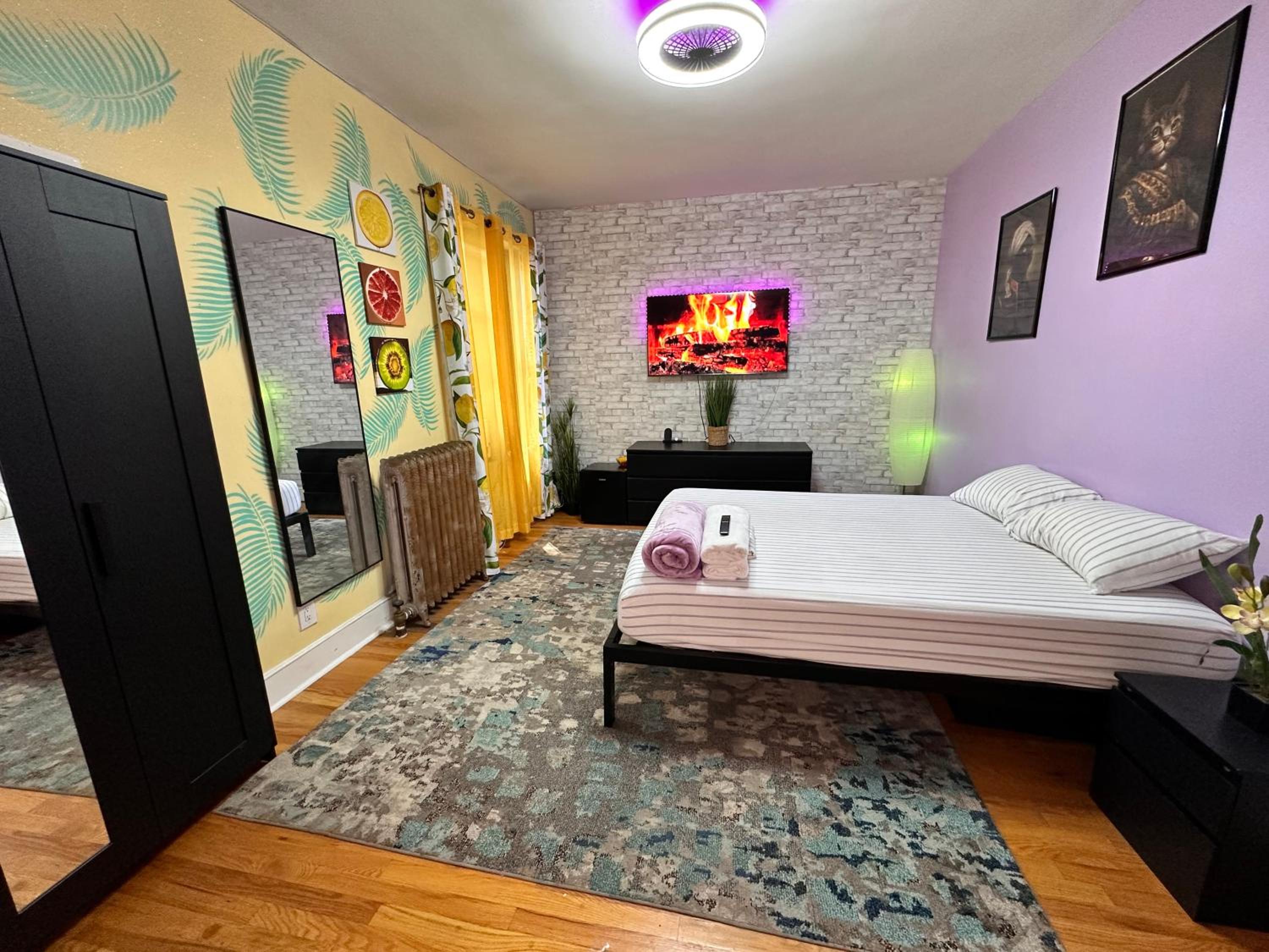 Double Room with Shared Bathroom photo 1