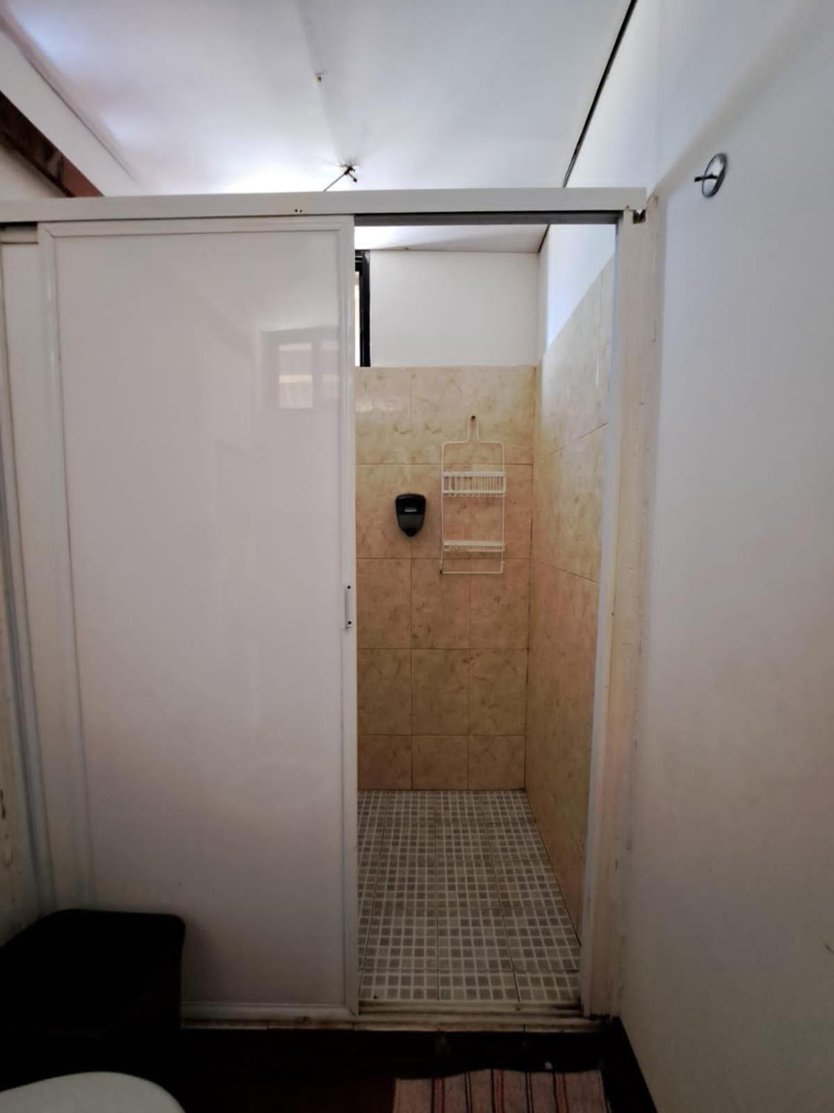 Standard Double Room - Photo 6