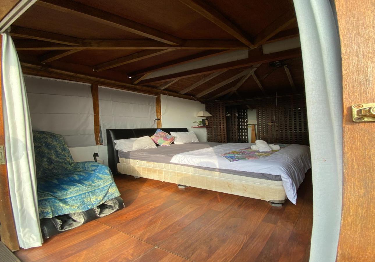 Deluxe King Room photo 1