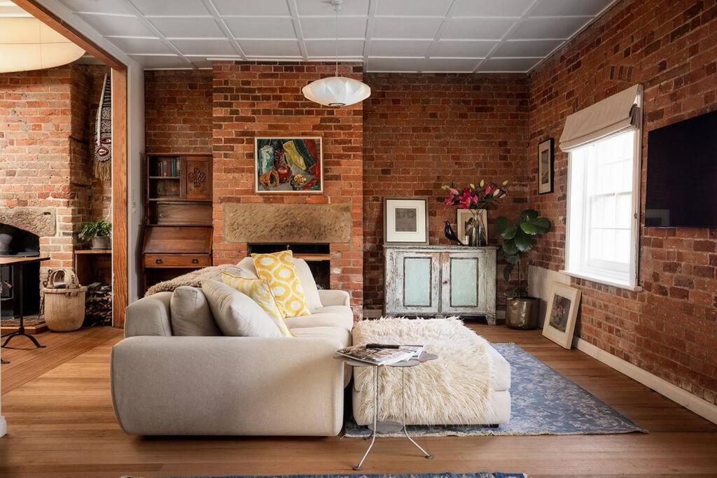 One Bedroom House with Mezzanine  photo 1