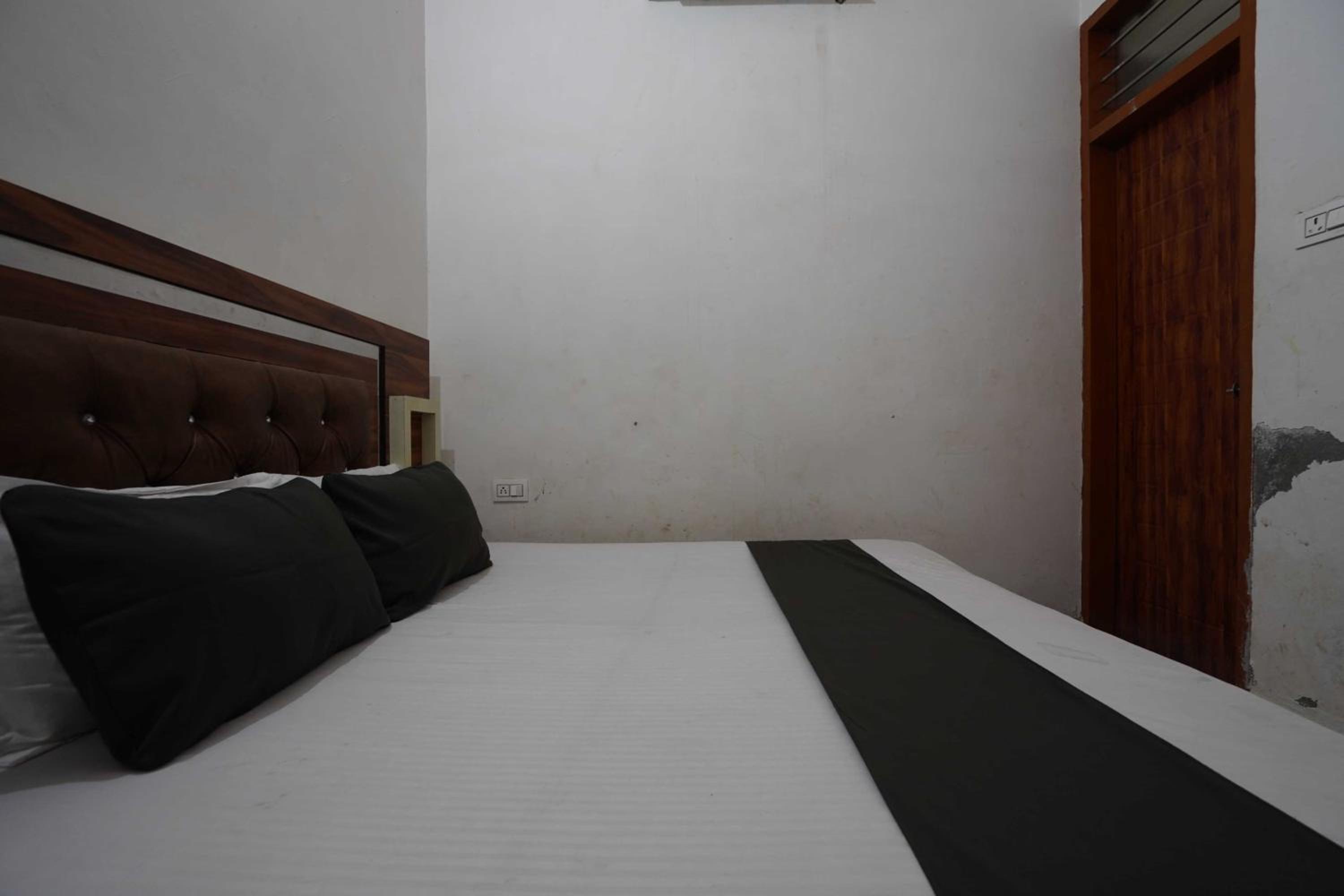 Classic Triple Room photo 3