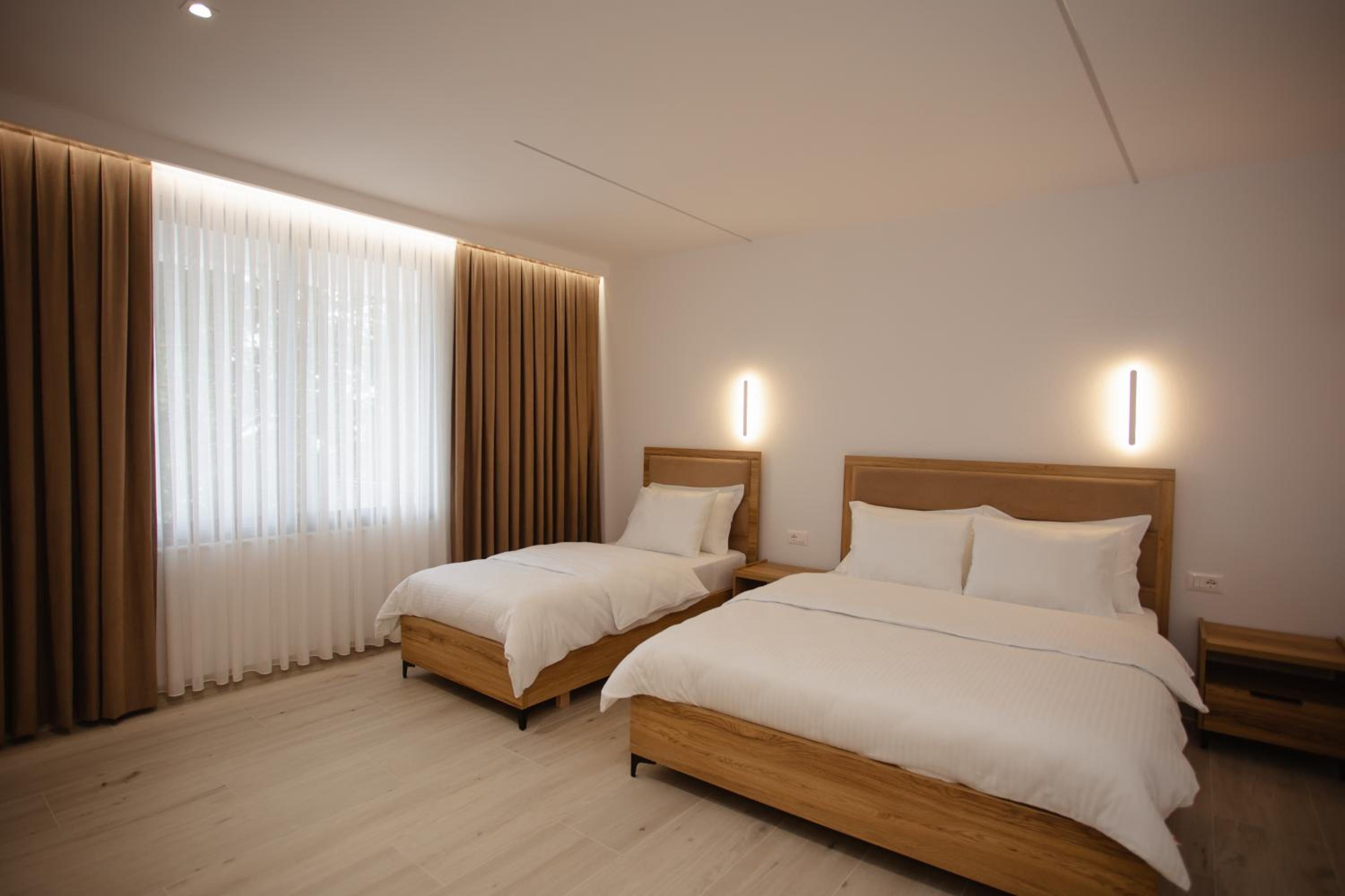 Double Room with Lake View