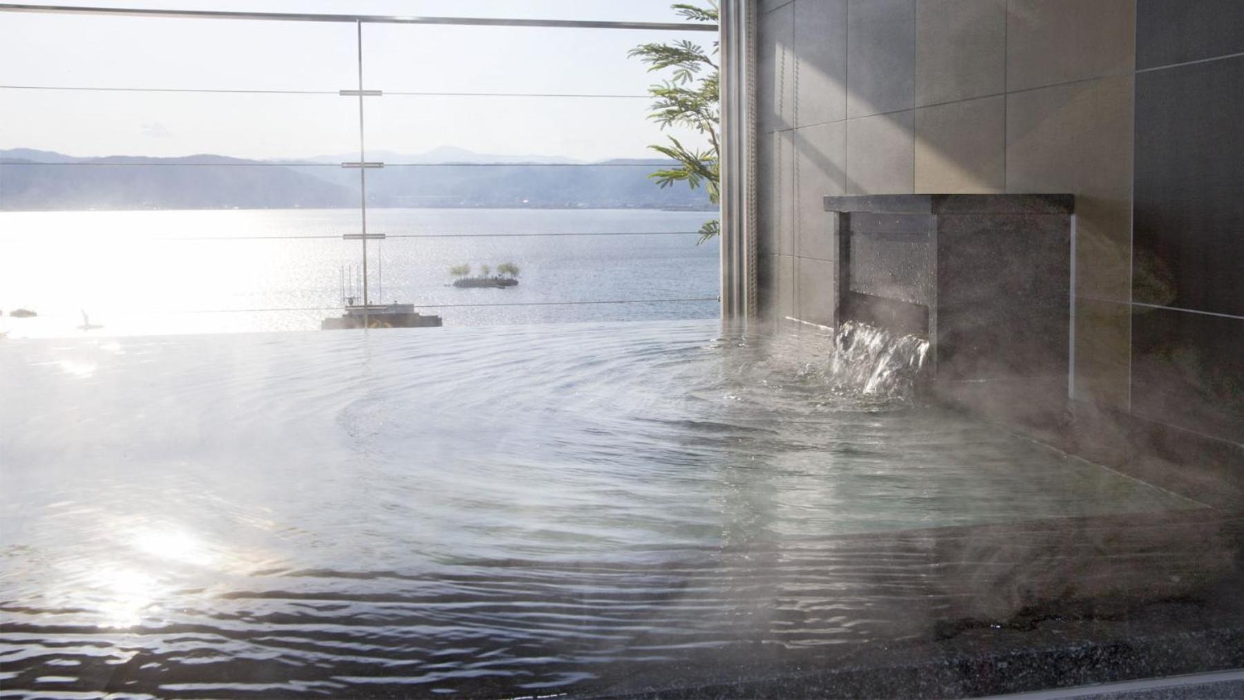 Suite with Spa Bath - Photo 3