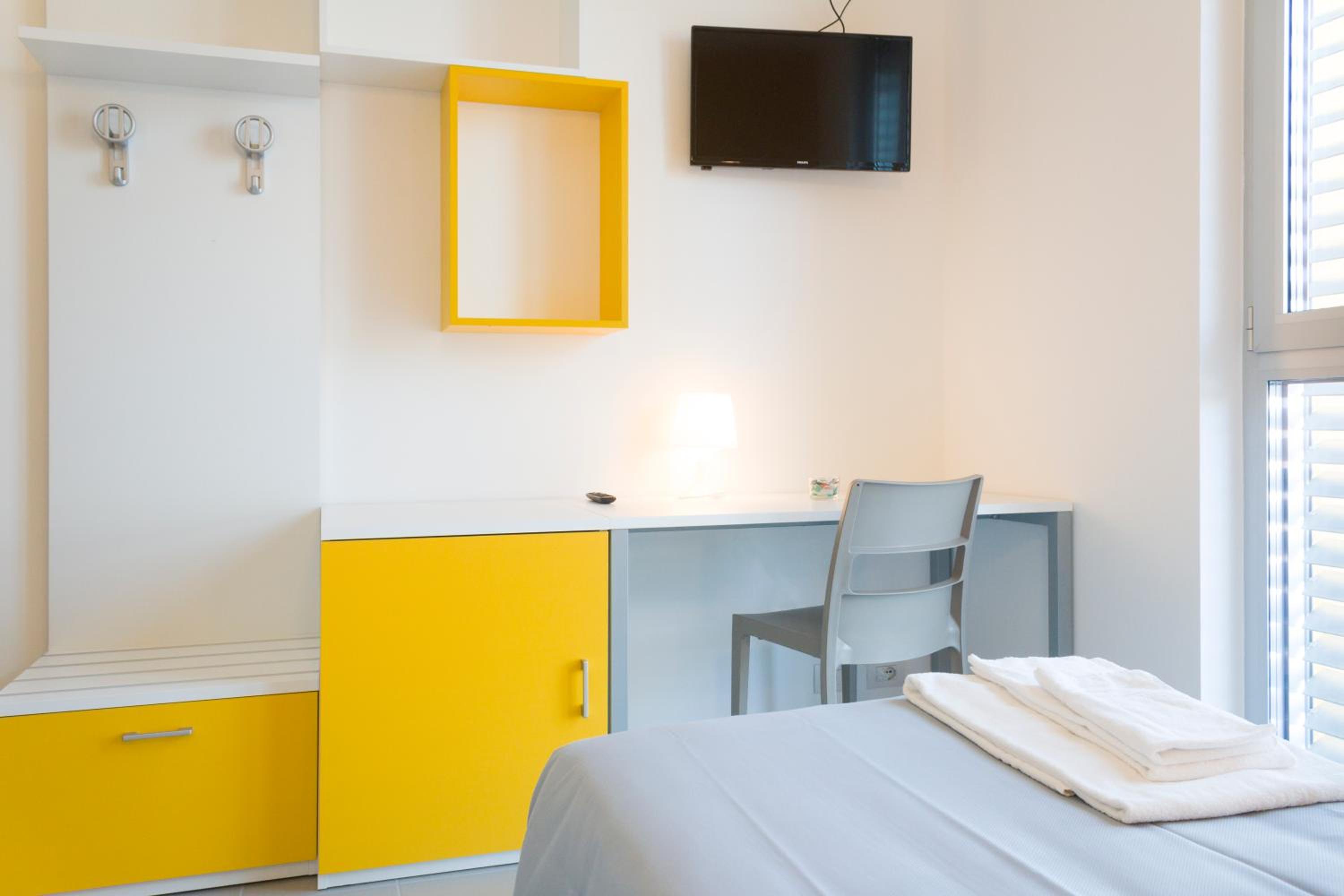 Single Room photo 3