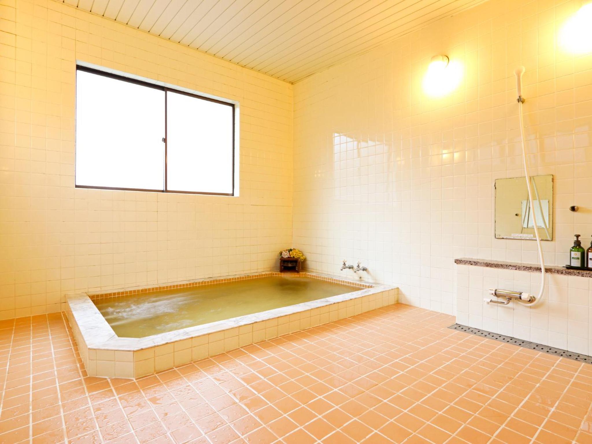 Quadruple Room with Shared Bathroom photo 1