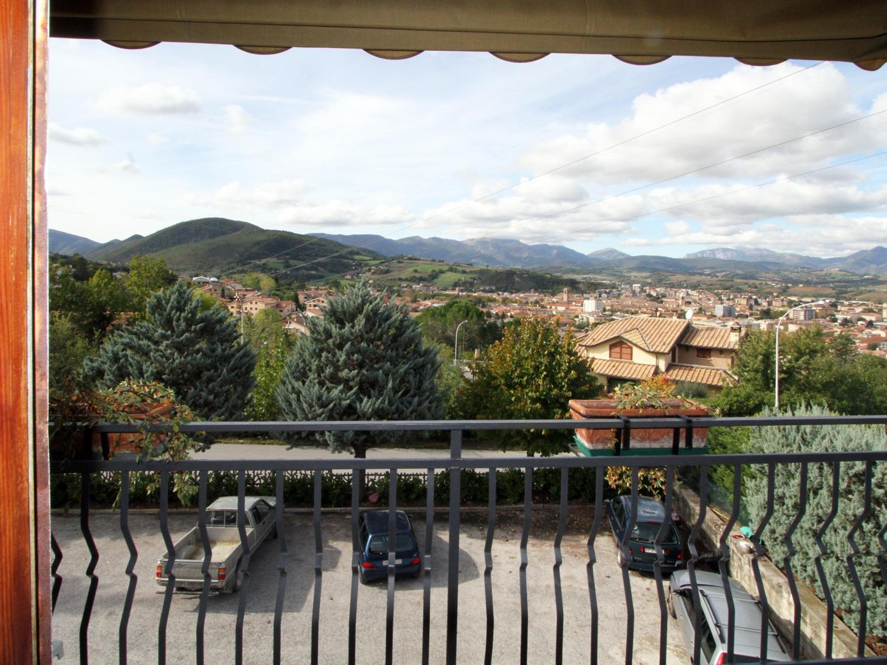 Double Room with Balcony and Private Bathroom - Photo 8