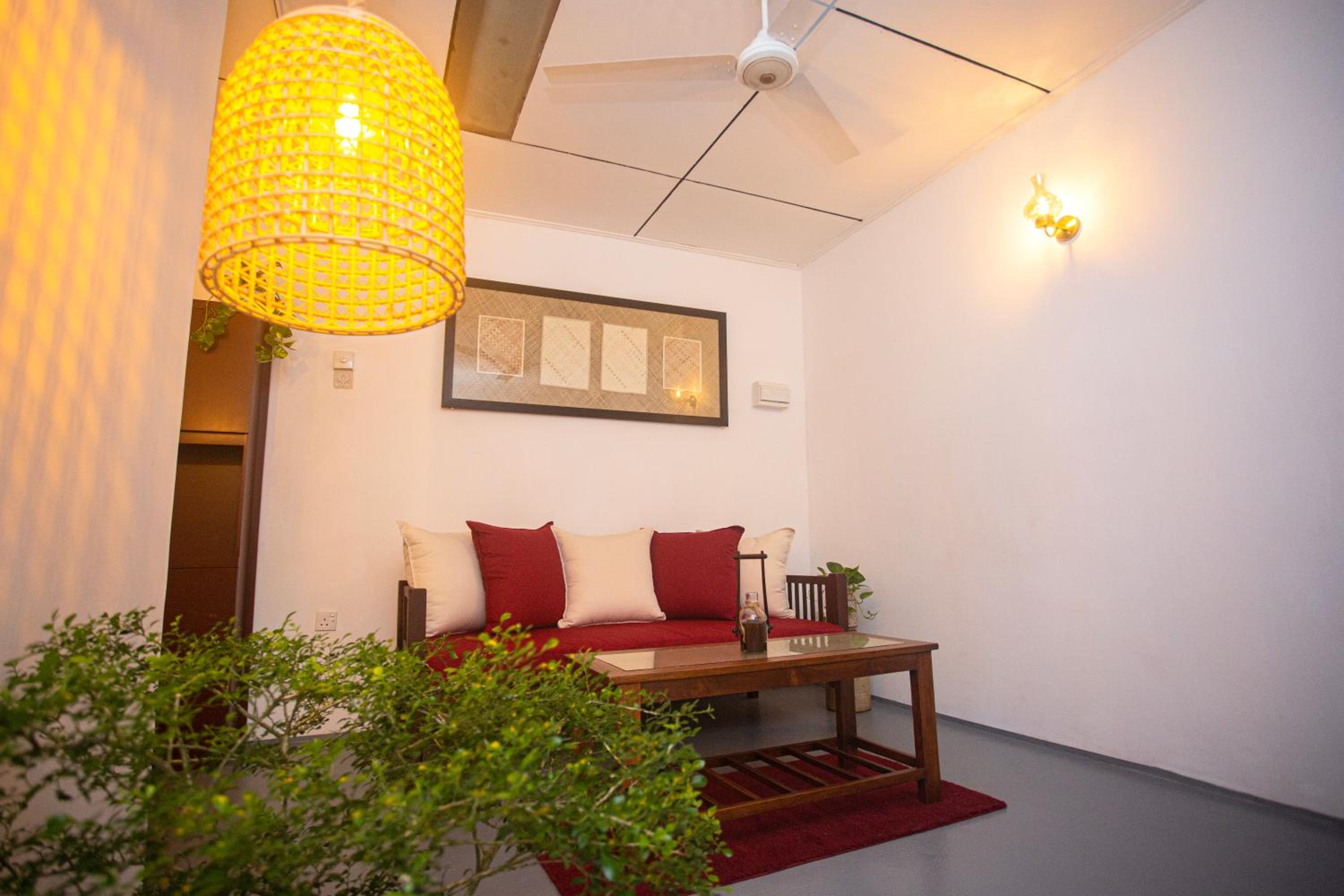 One-Bedroom House photo 3