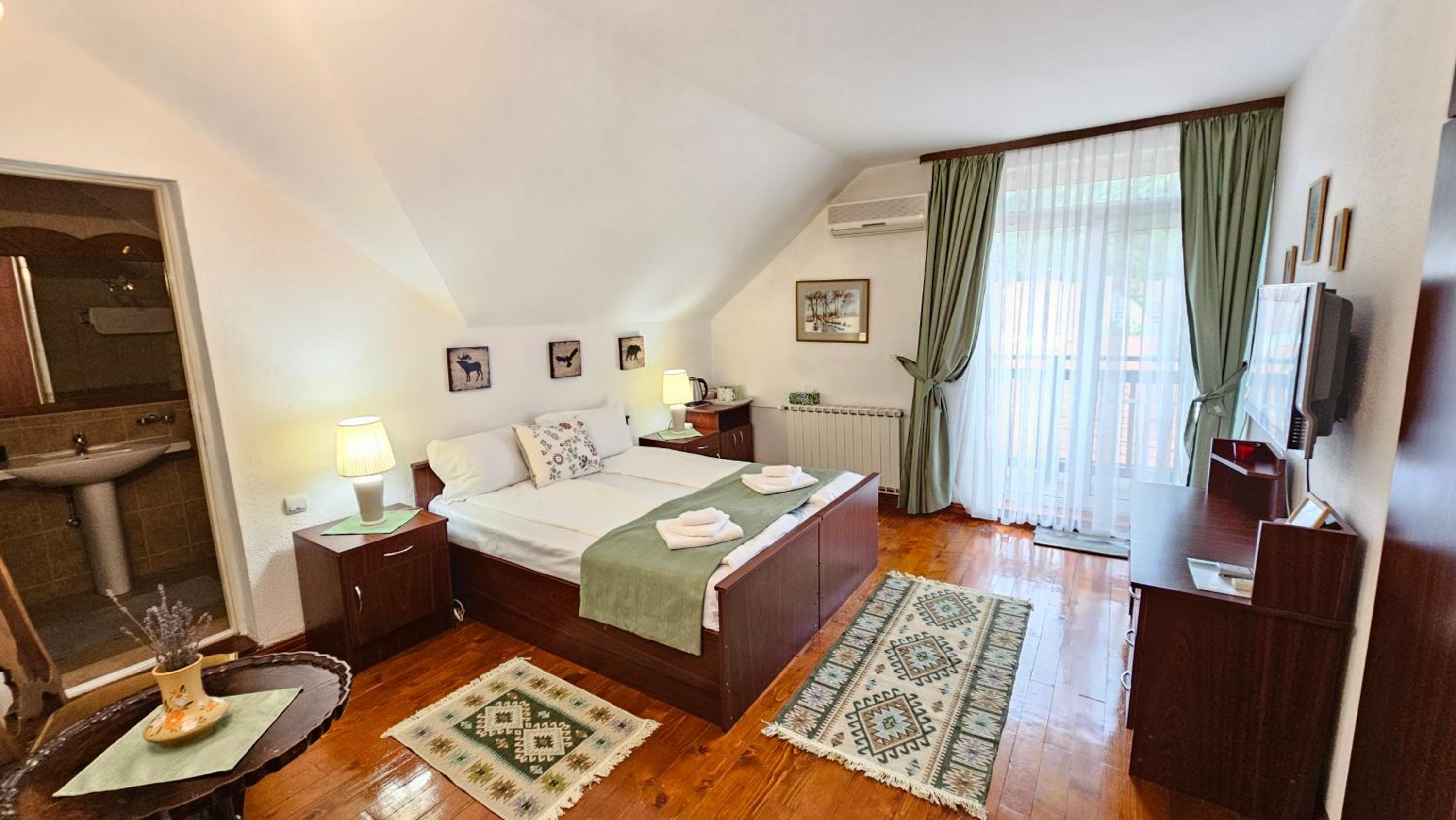 Double Room with Mountain View photo 3