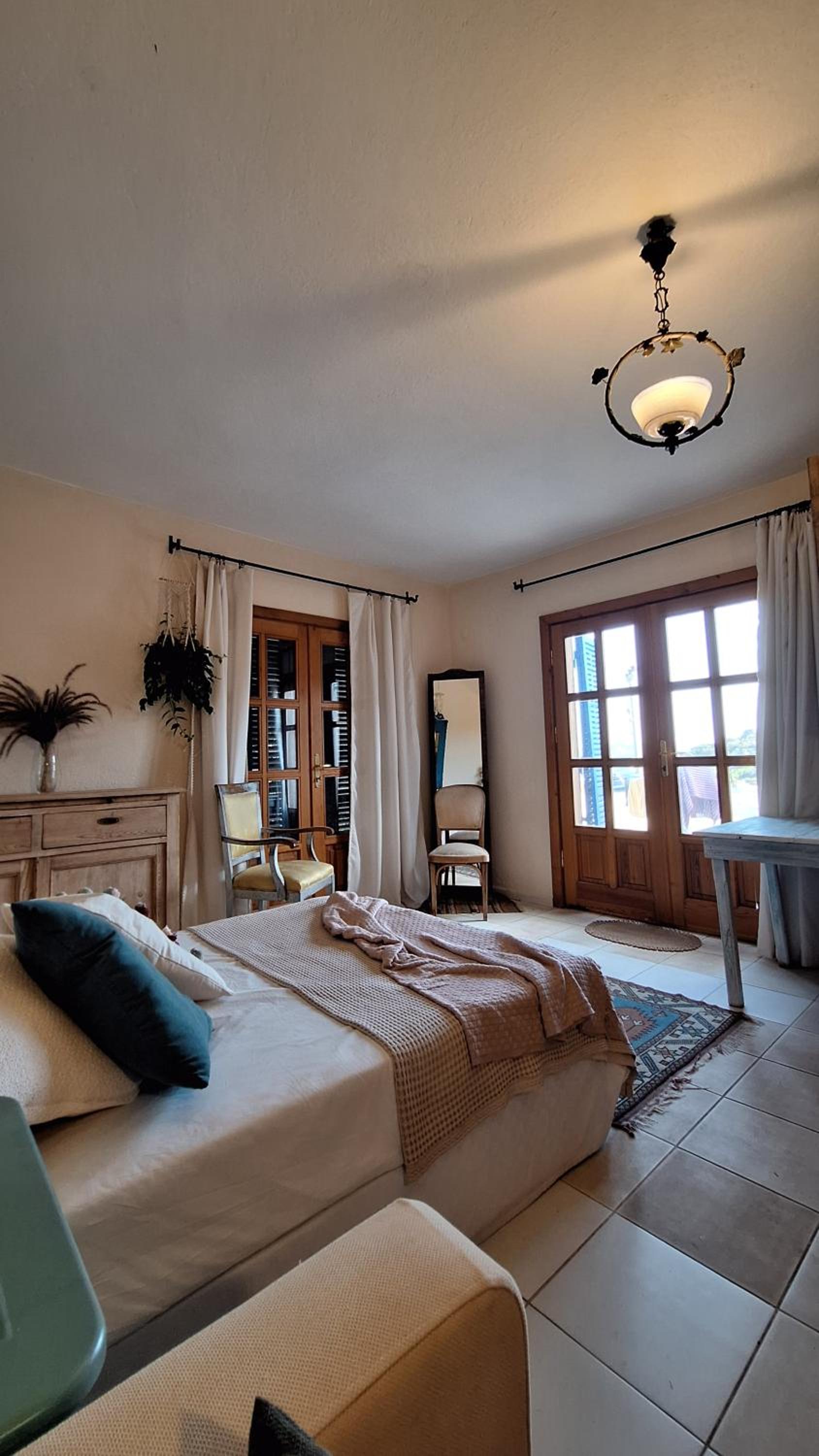 Deluxe Family Suite