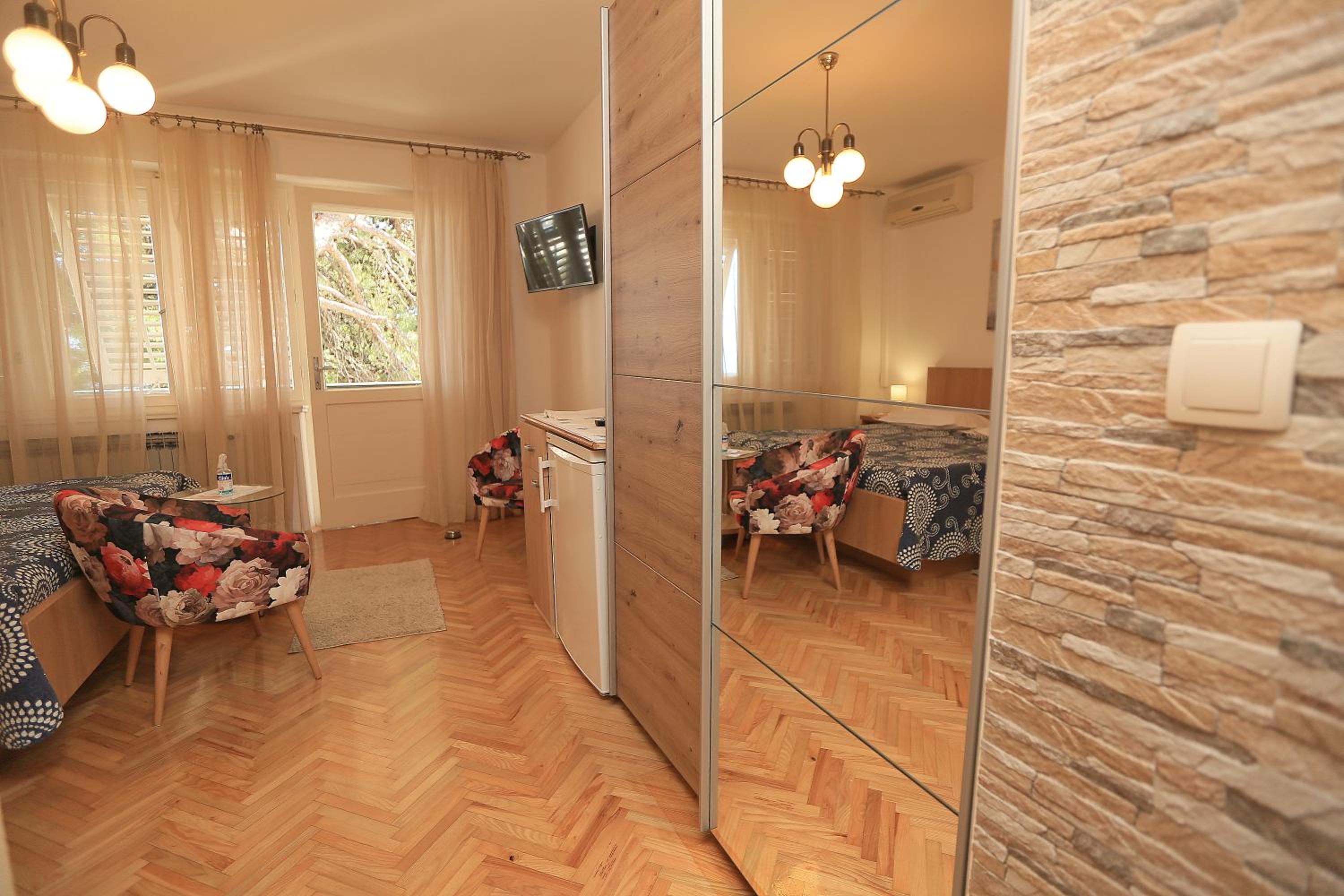 Double Room with Balcony photo 2