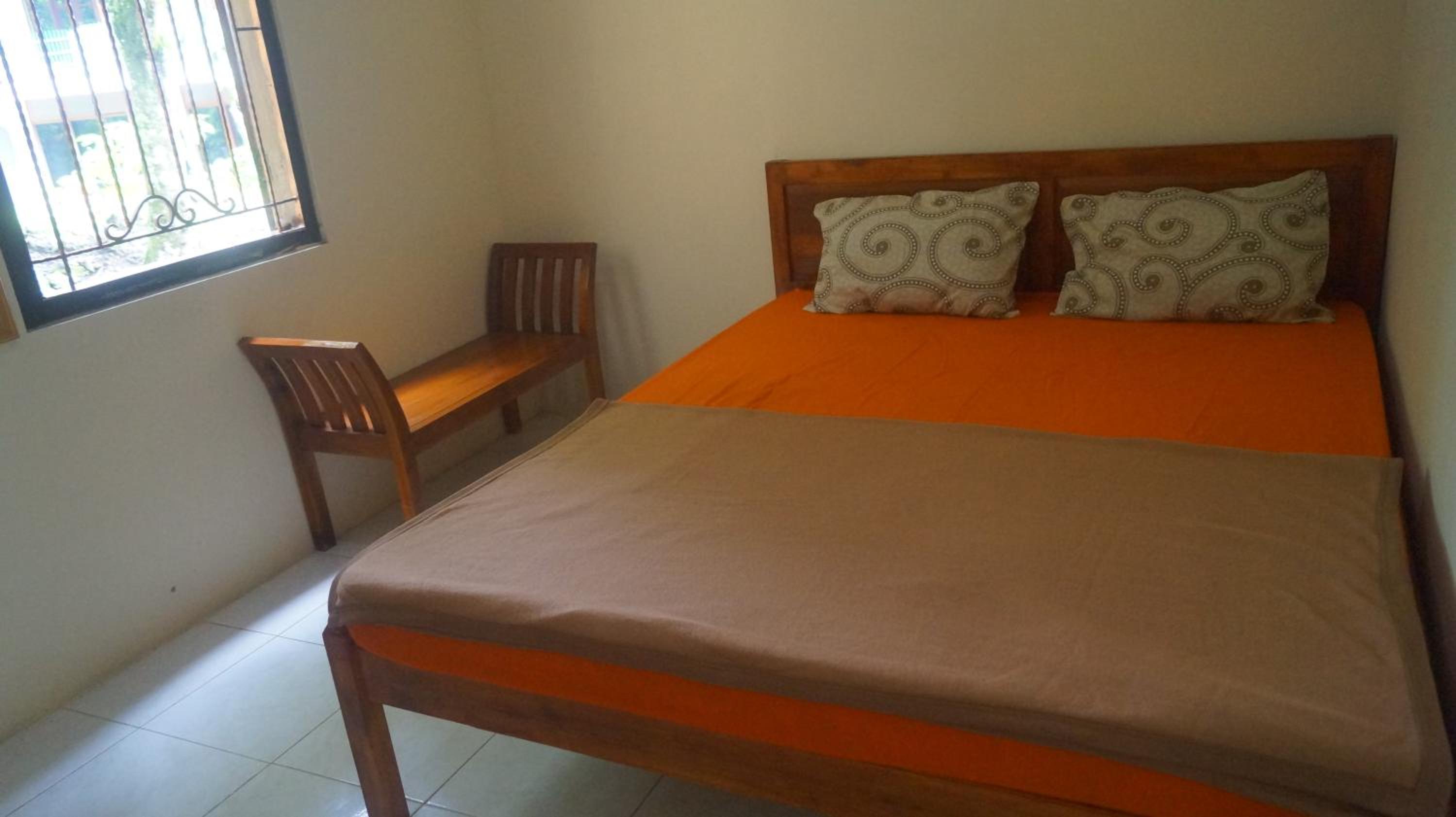 Double Room with Private Bathroom - Photo 1